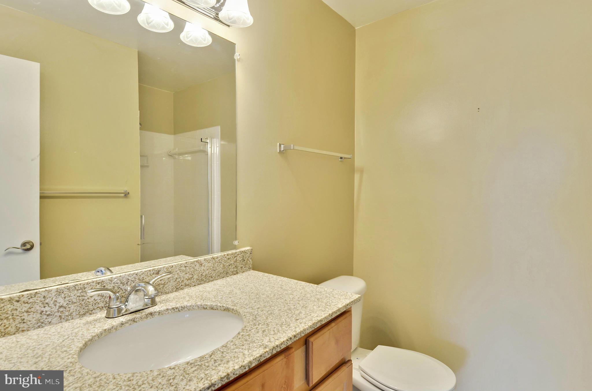 FOUR WINDS AT OAKTON - Residential