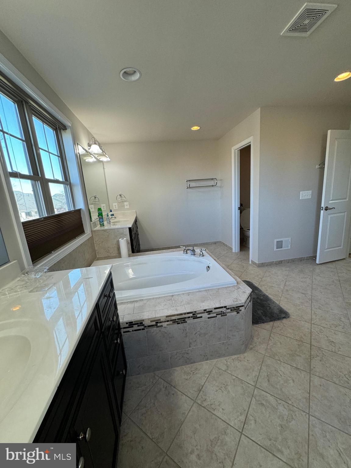 BRAMBLETON - Residential Lease