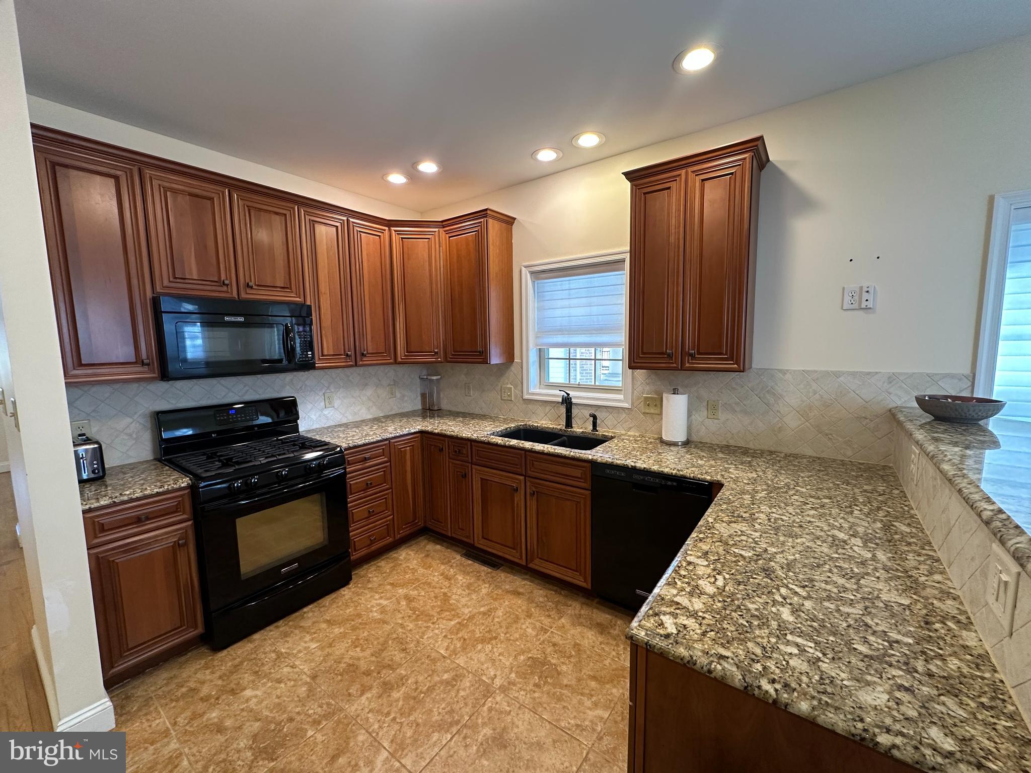 THE HAMLET - Residential