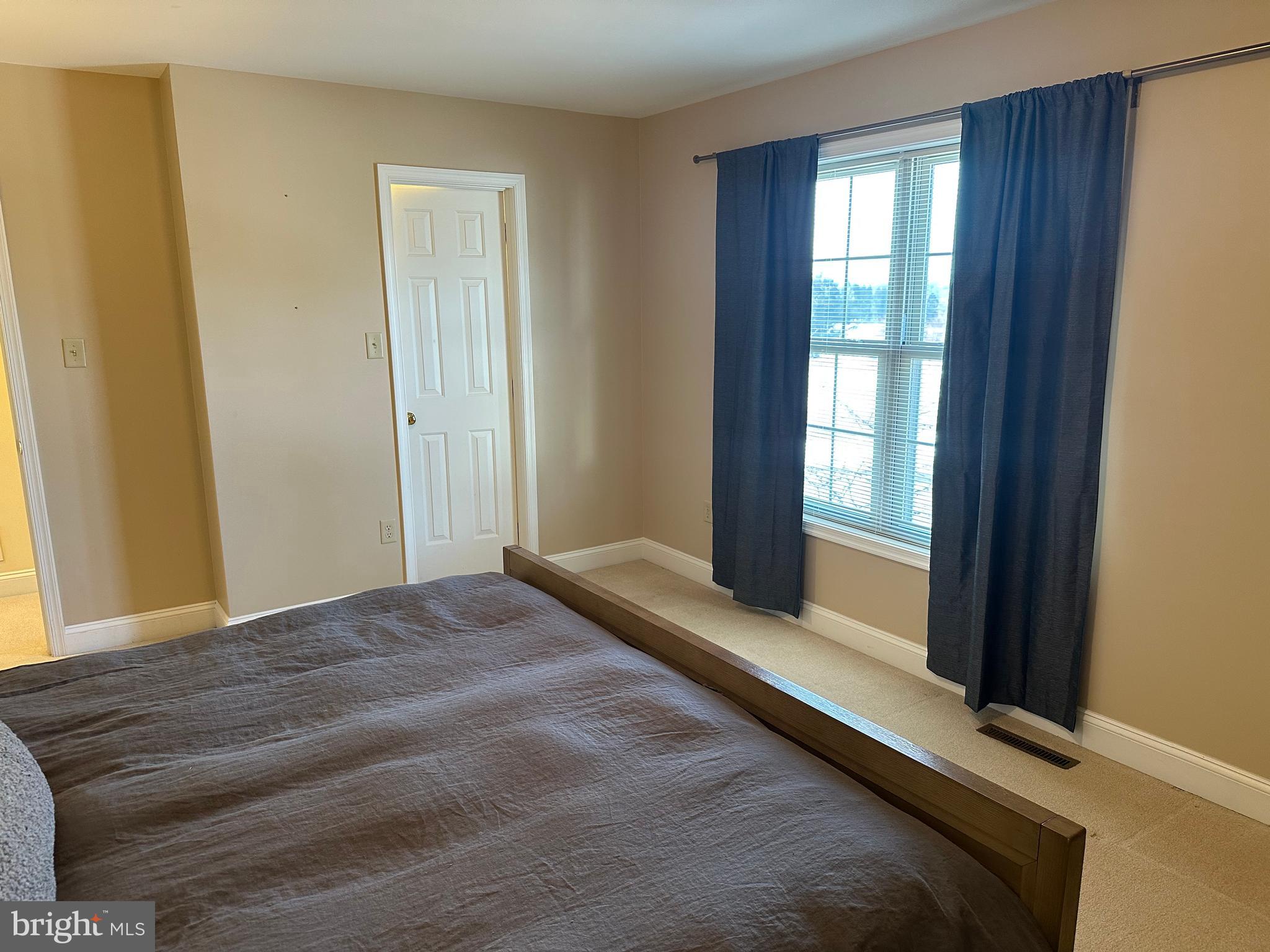 THE HAMLET - Residential