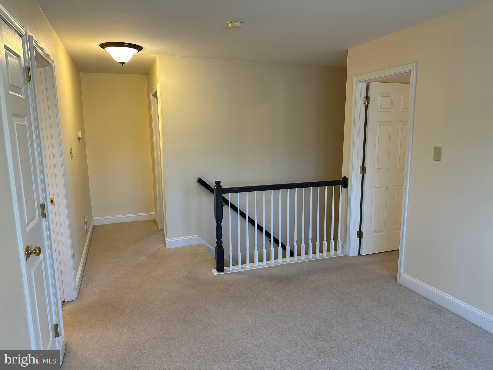 THE HAMLET - Residential