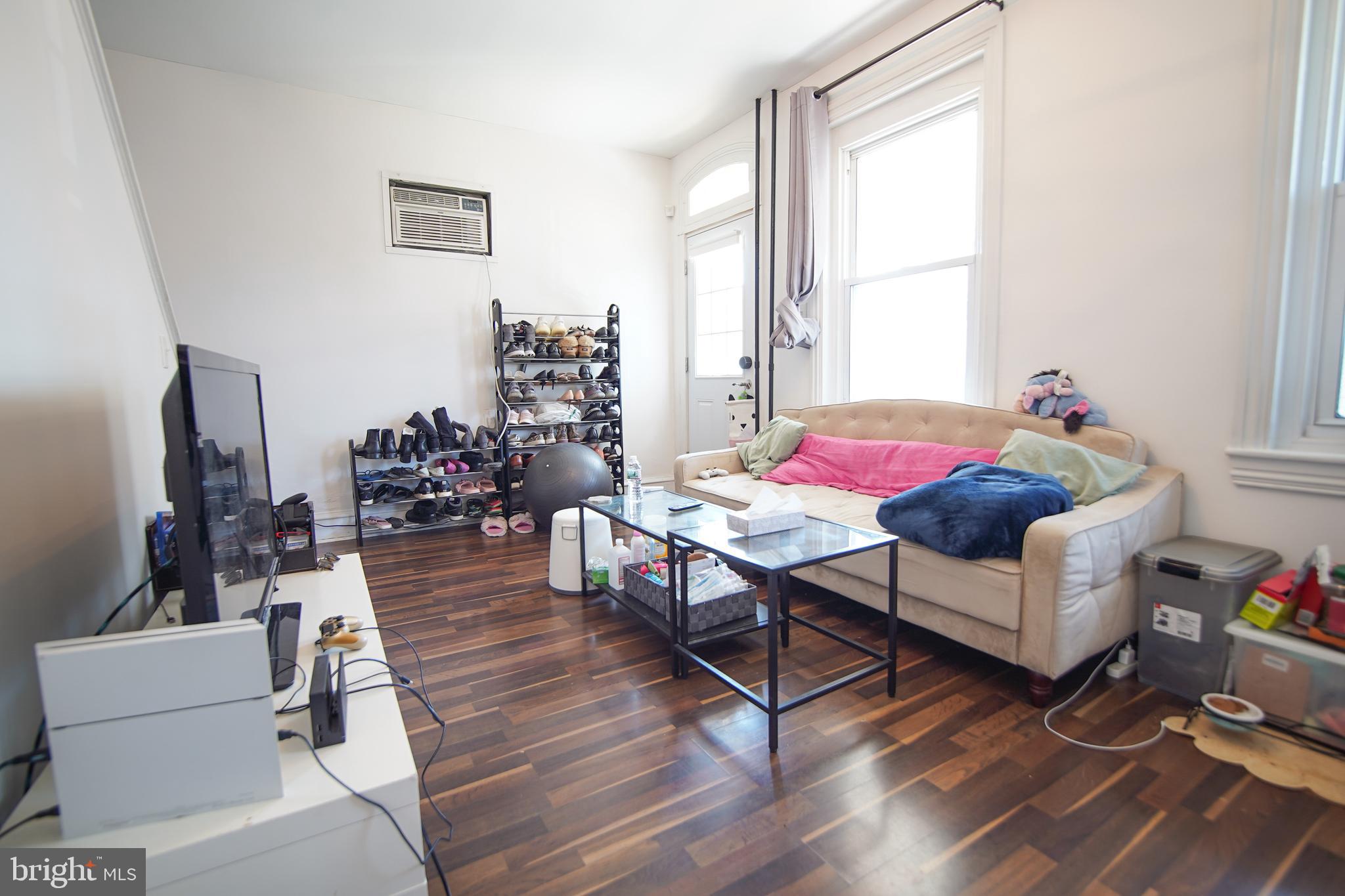 MANAYUNK - Residential Lease