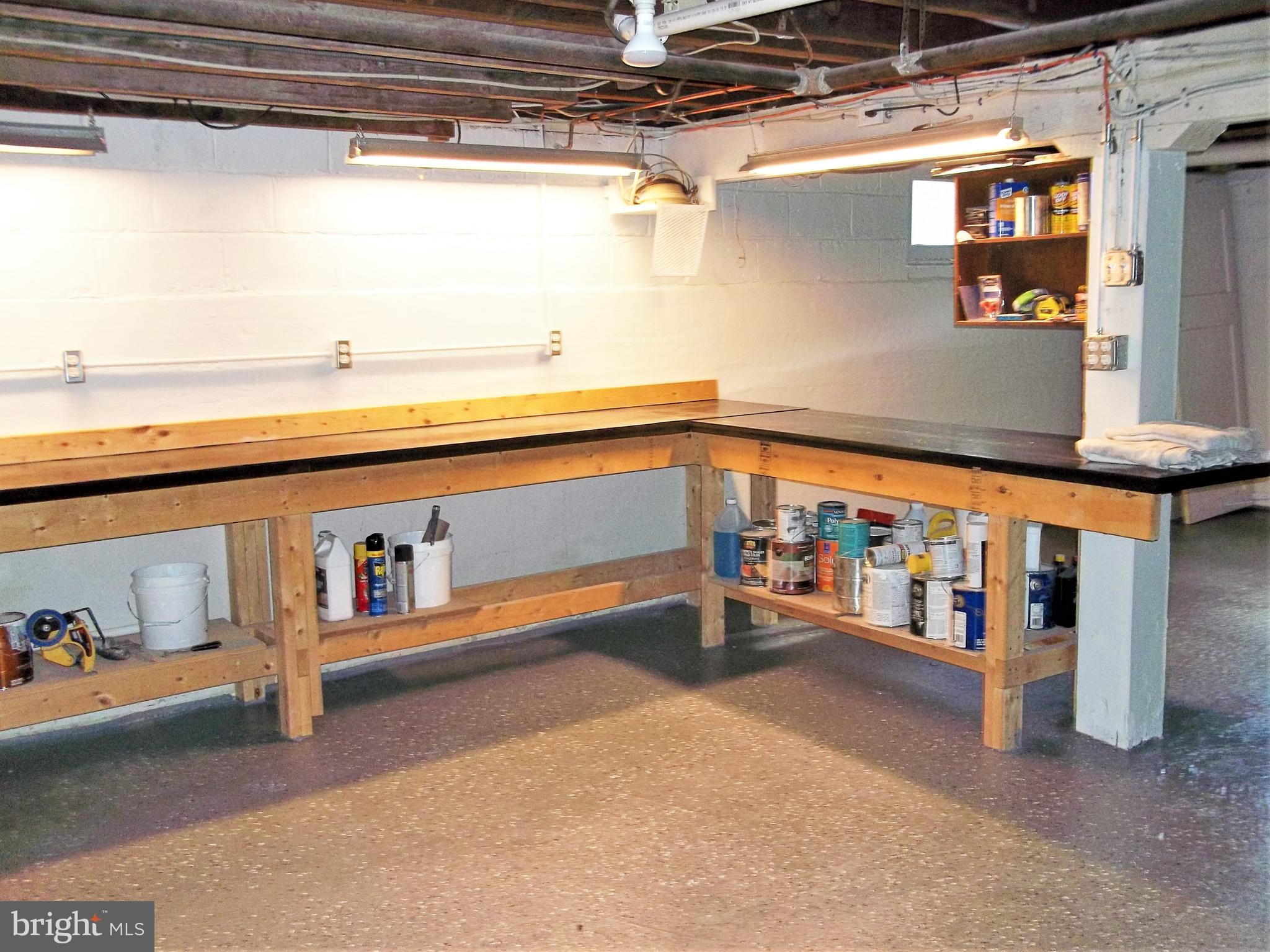 ABERDEEN HILLS - Residential