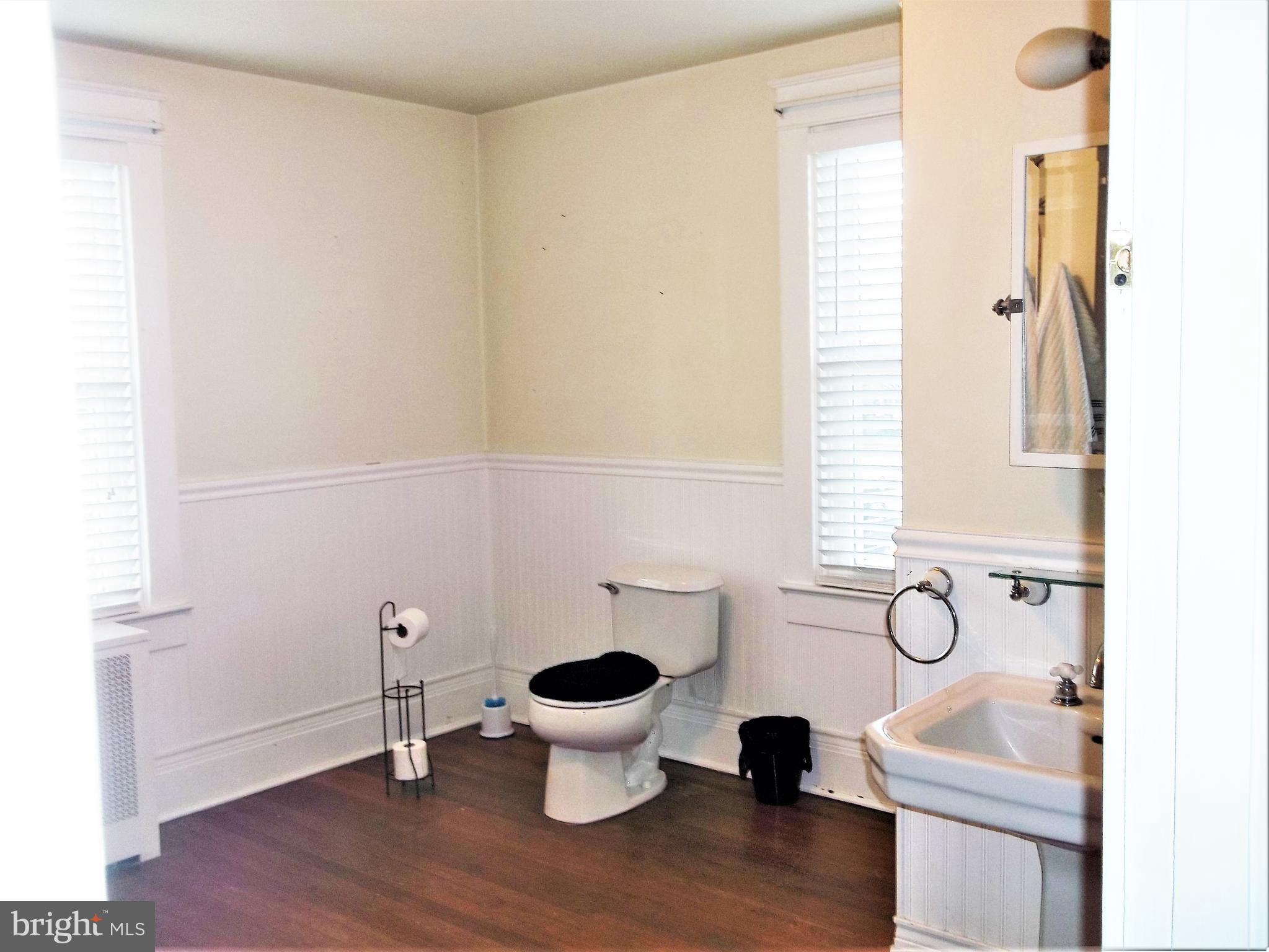 ABERDEEN HILLS - Residential