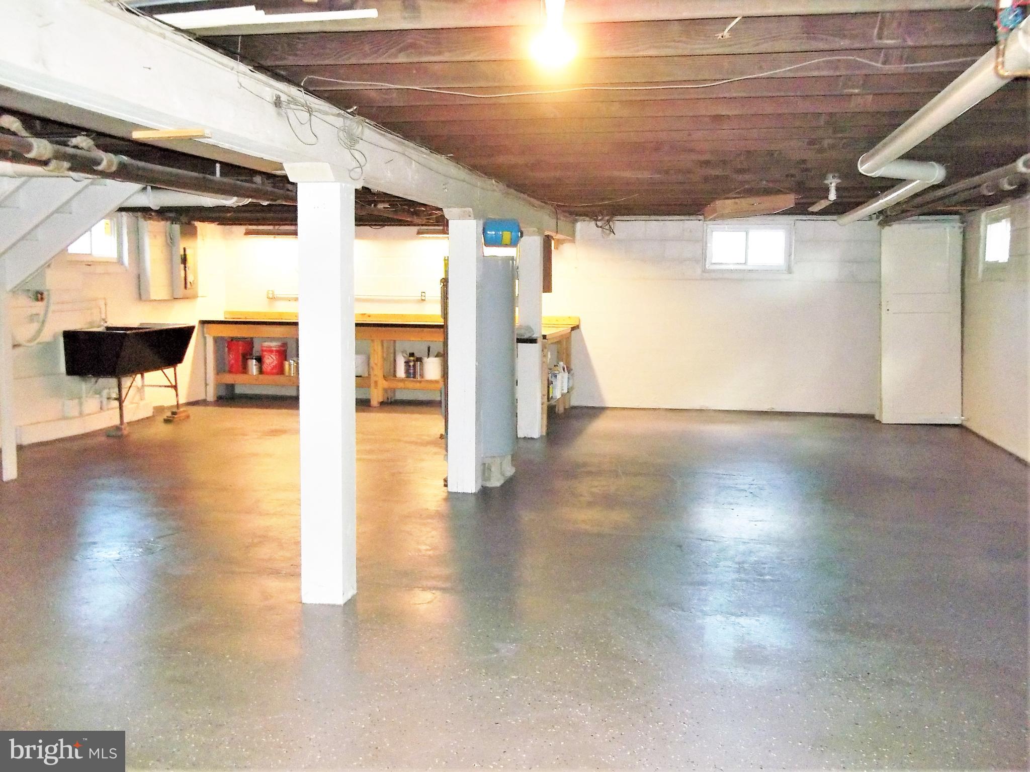 ABERDEEN HILLS - Residential