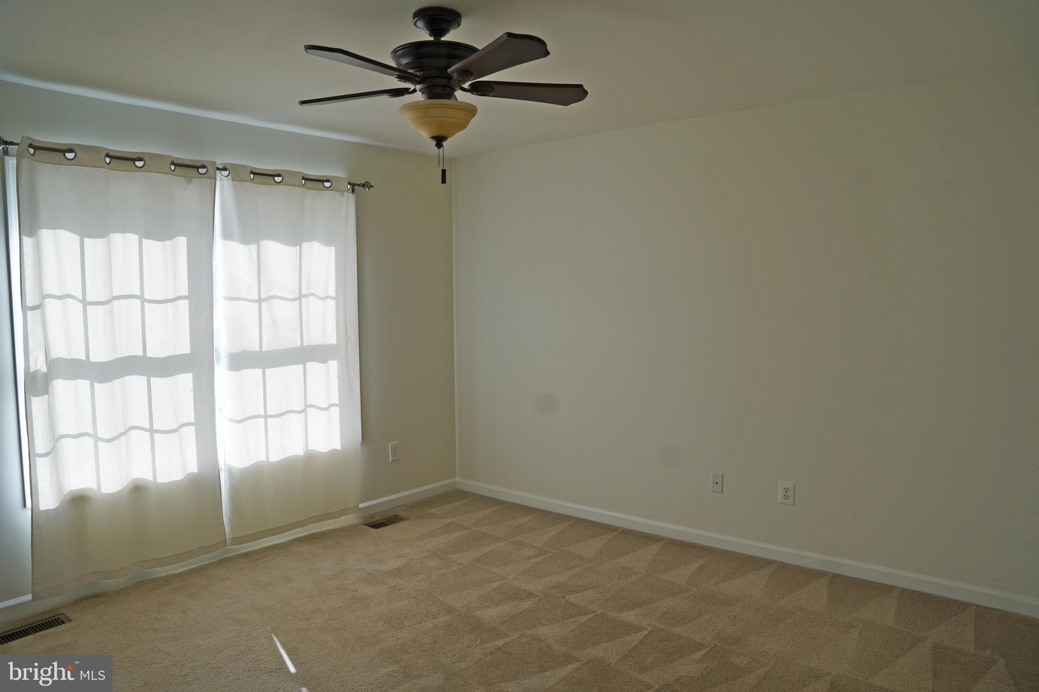 FOREST HEIGHTS - Residential Lease