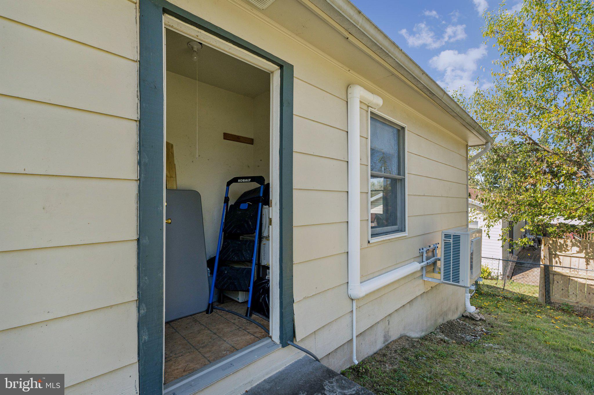 THE VILLAGE AT LAKESIDE - Residential