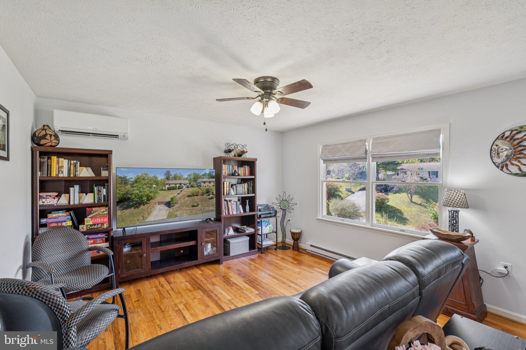 THE VILLAGE AT LAKESIDE - Residential