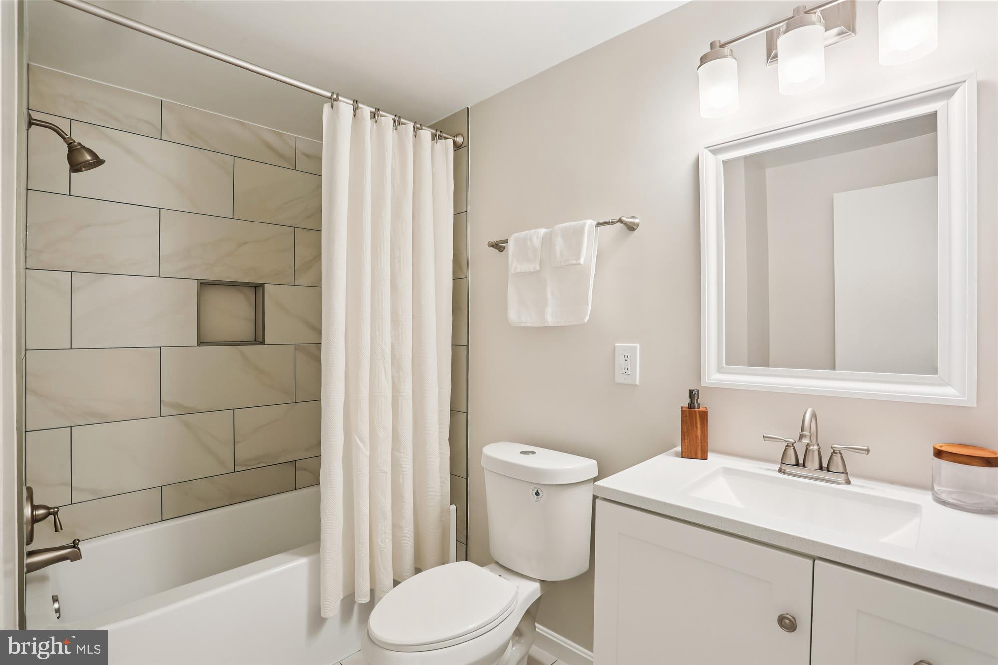 FALLSREACH - Residential