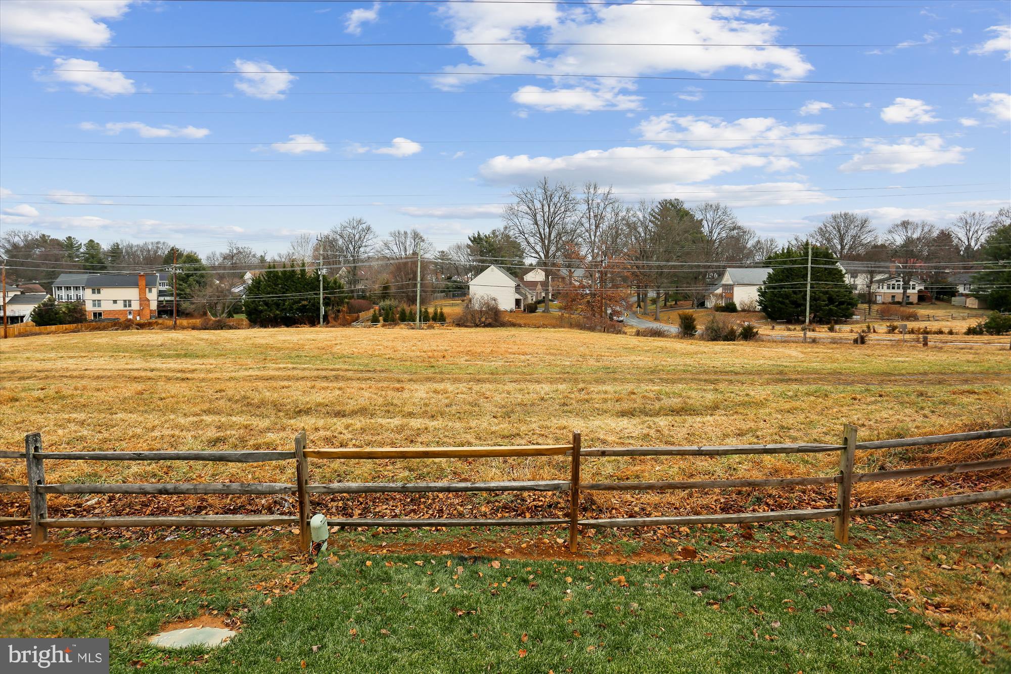 FALLSREACH - Residential