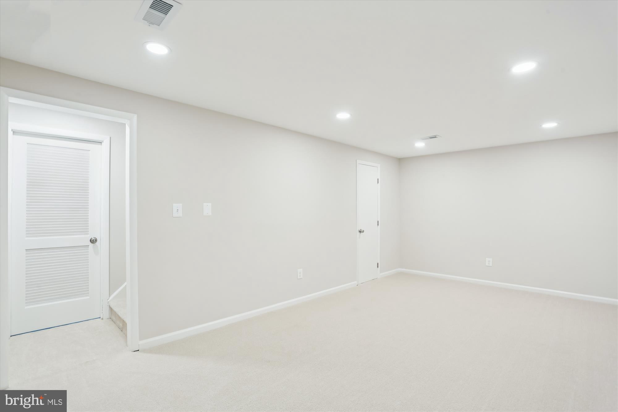 FALLSREACH - Residential