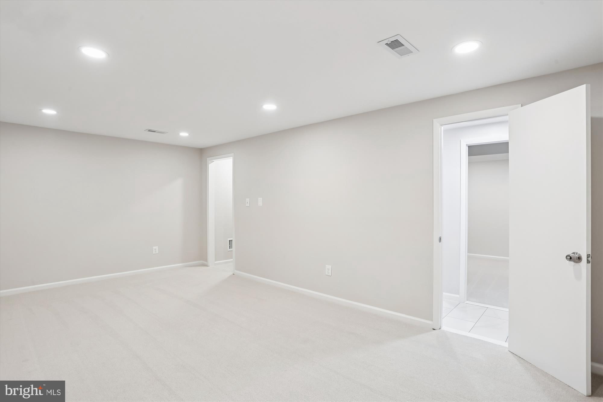 FALLSREACH - Residential