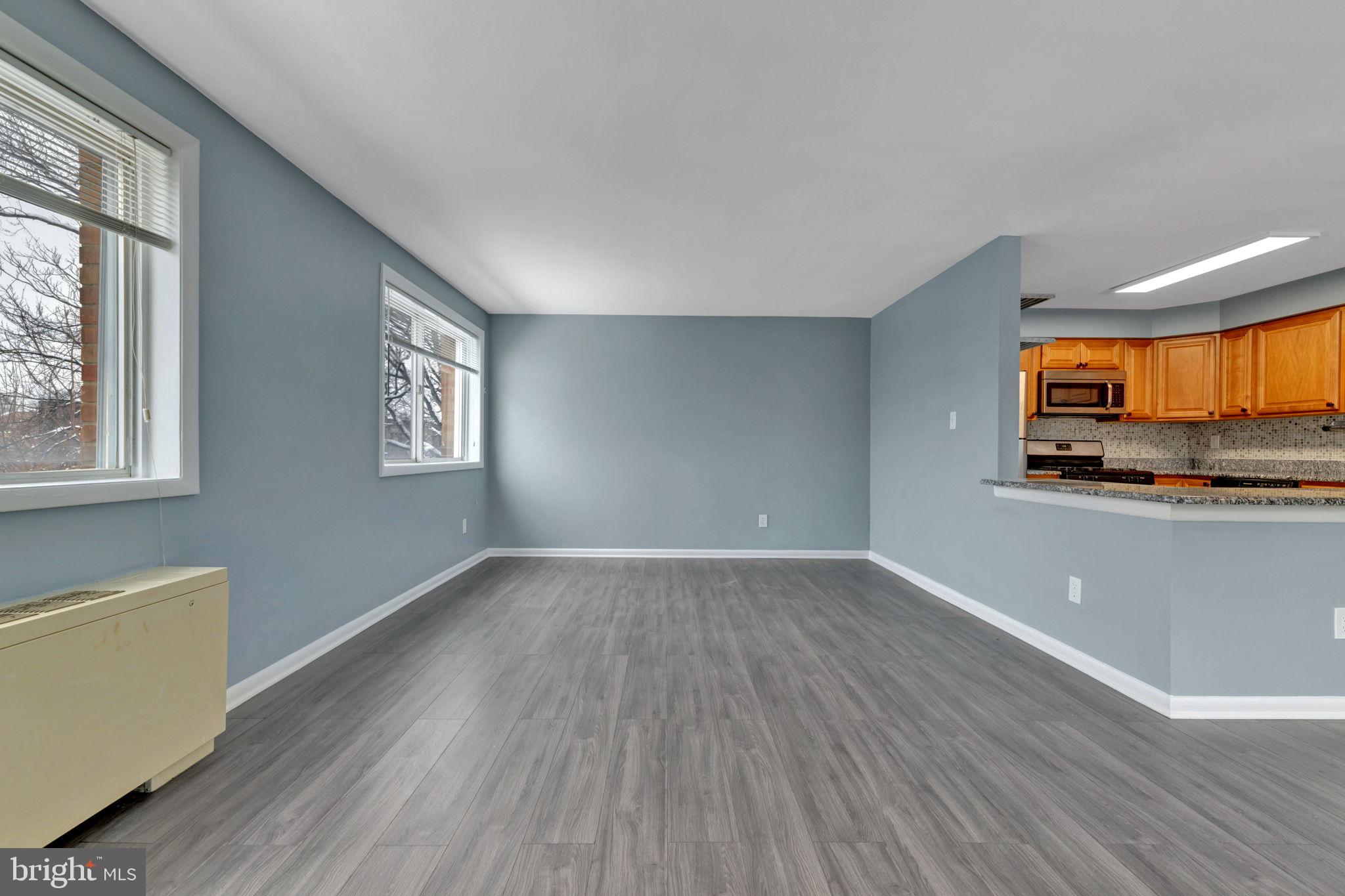 COLUMBIA KNOLL - Residential Lease