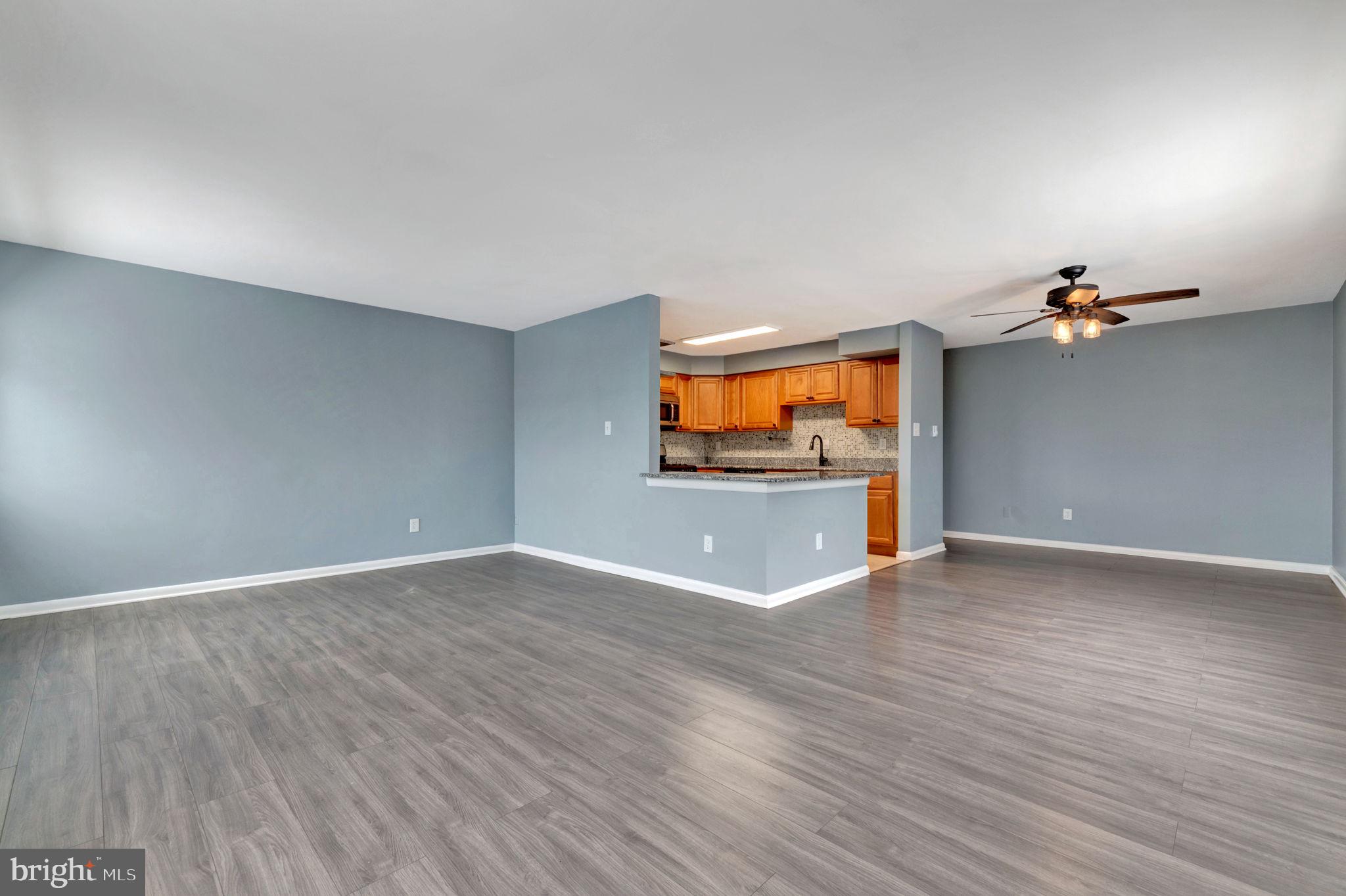 COLUMBIA KNOLL - Residential Lease