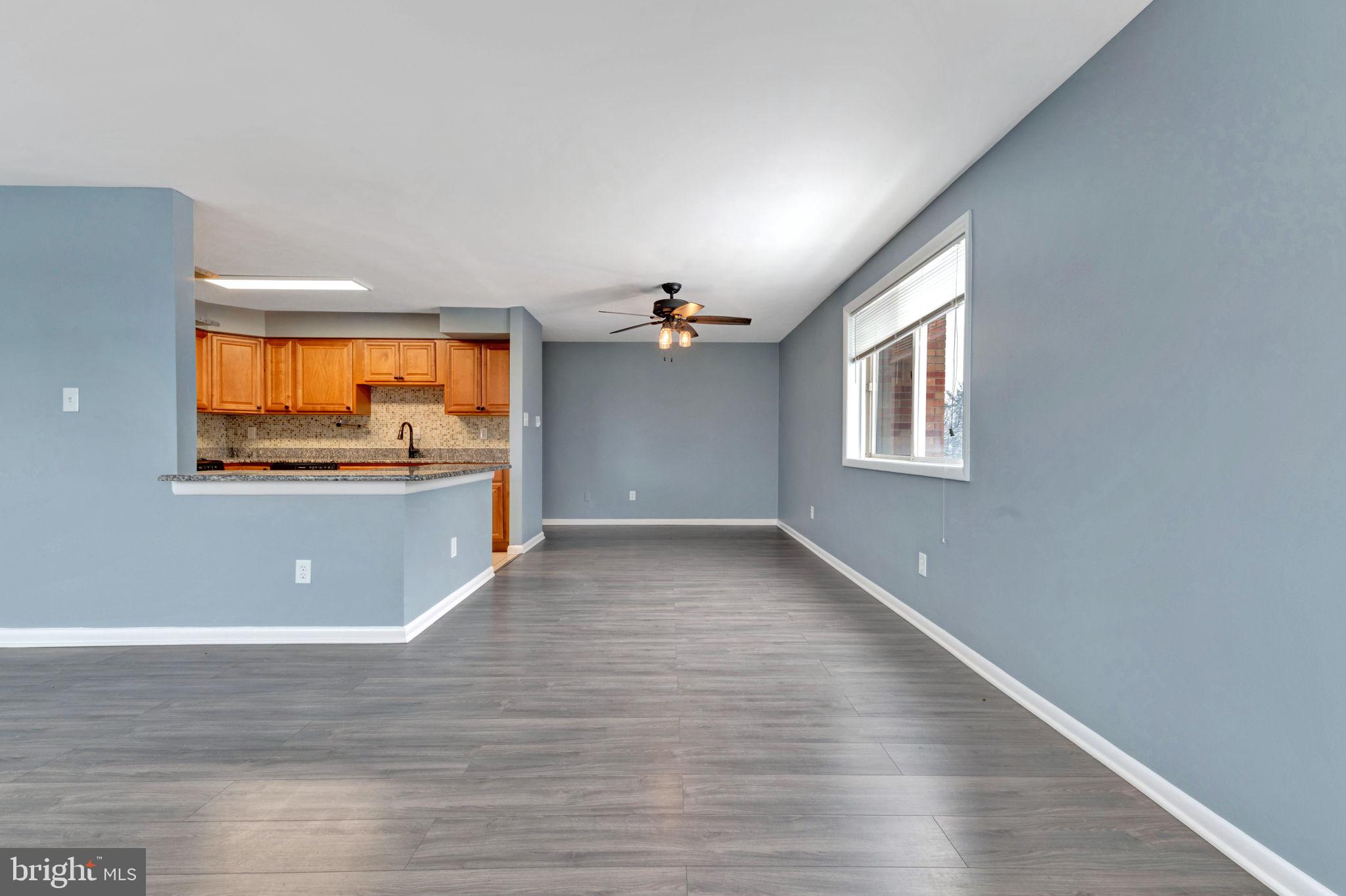 COLUMBIA KNOLL - Residential Lease