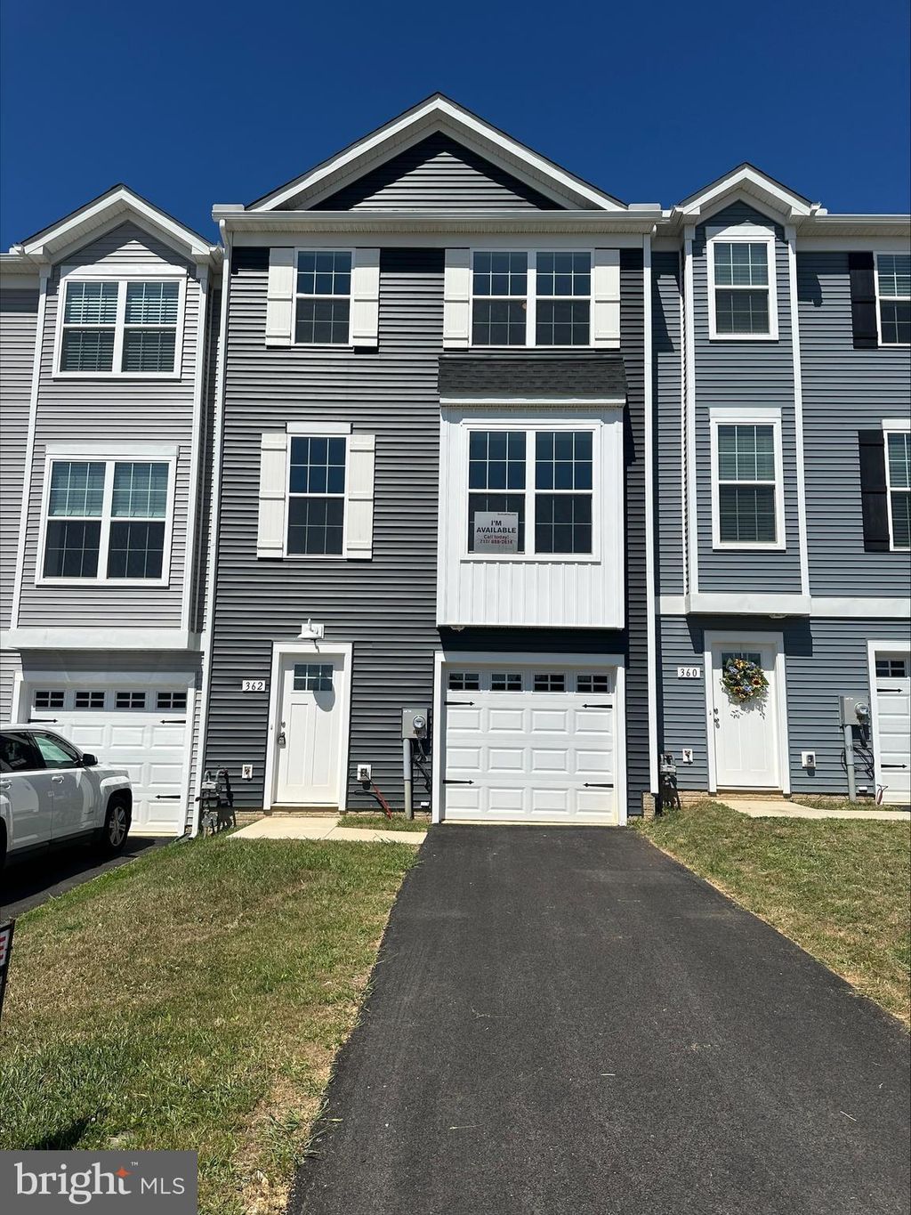 Photo of 362 Avon Dr #276, RED LION, PA 17356 (MLS # PAYK2076032)