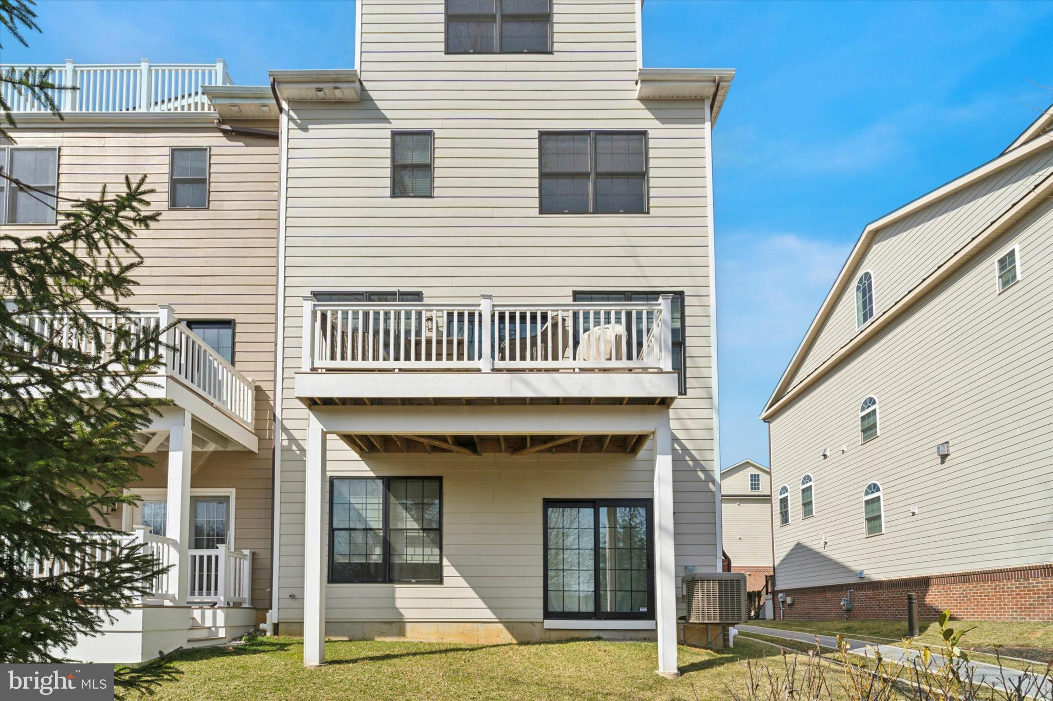 PARKVIEW - Residential