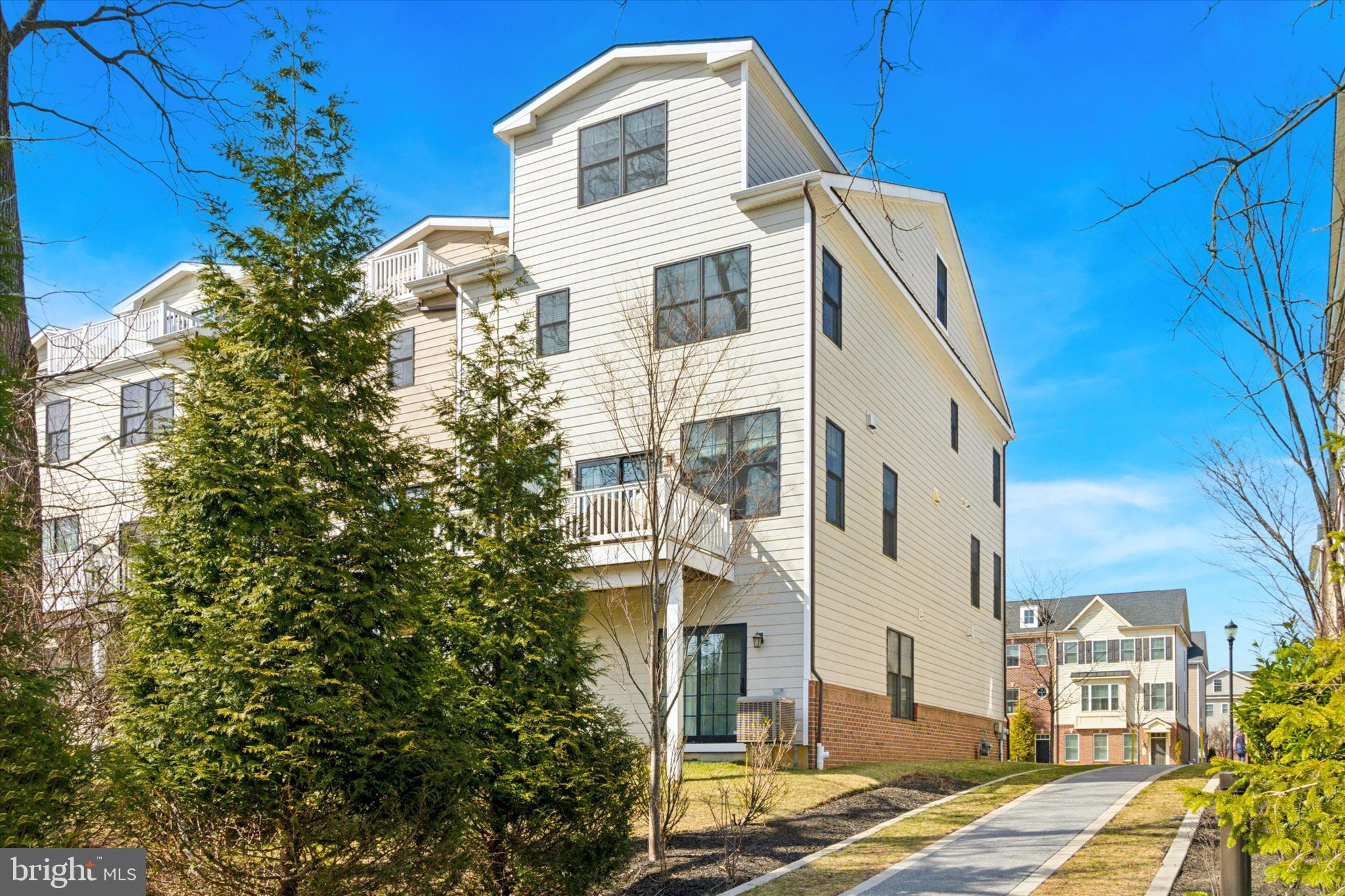 PARKVIEW - Residential