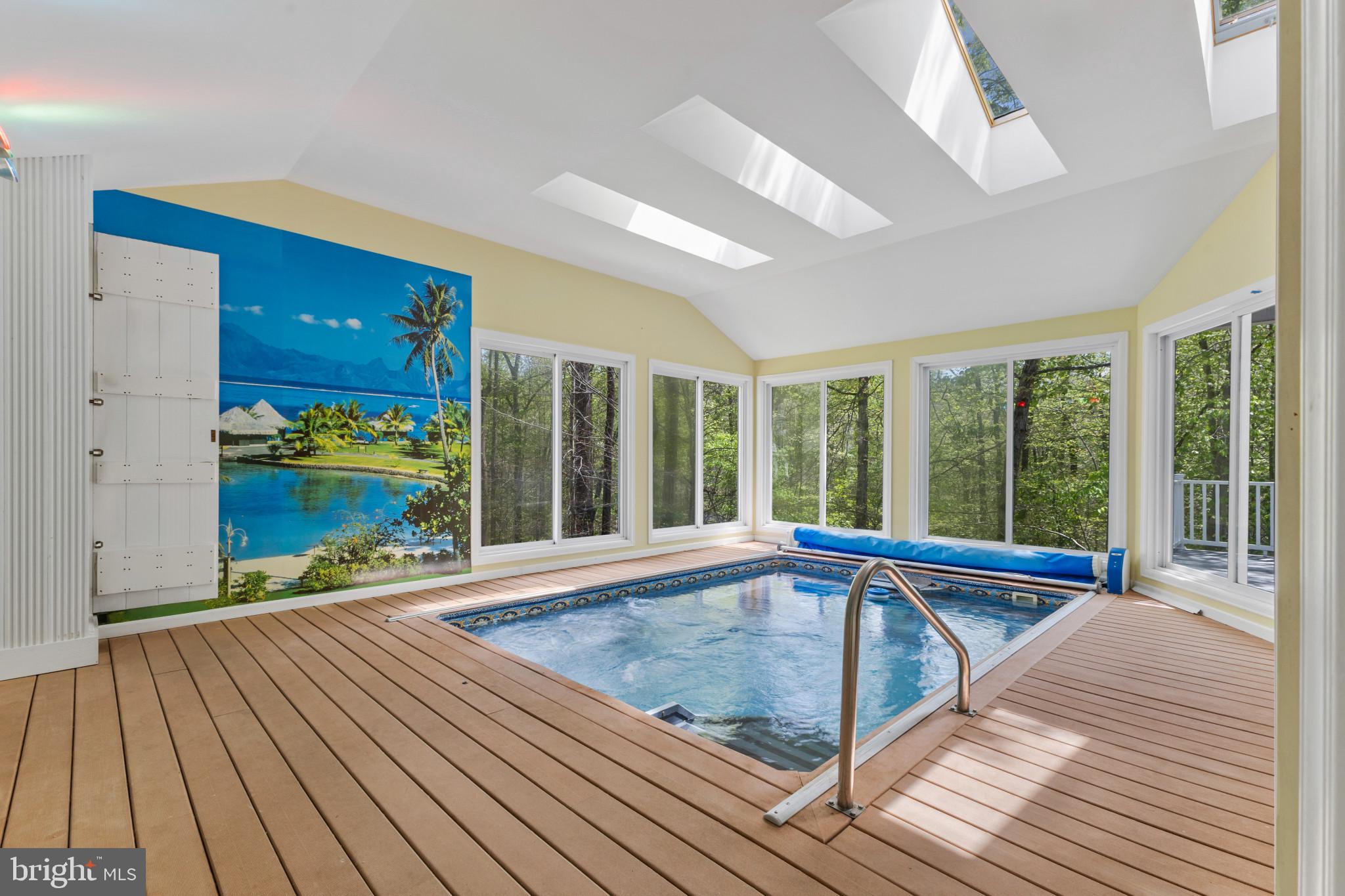 FOXRIDGE - Residential