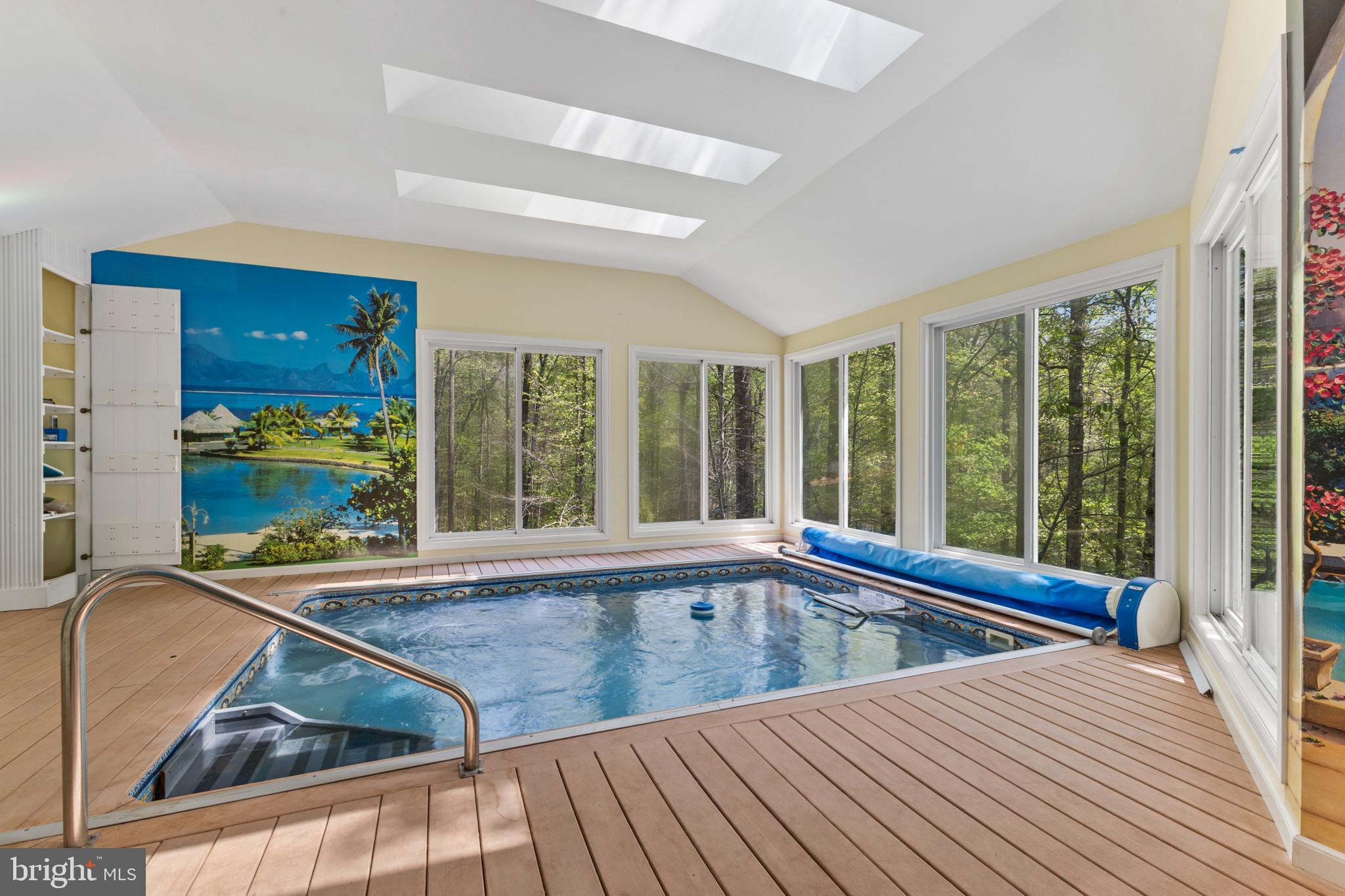 FOXRIDGE - Residential