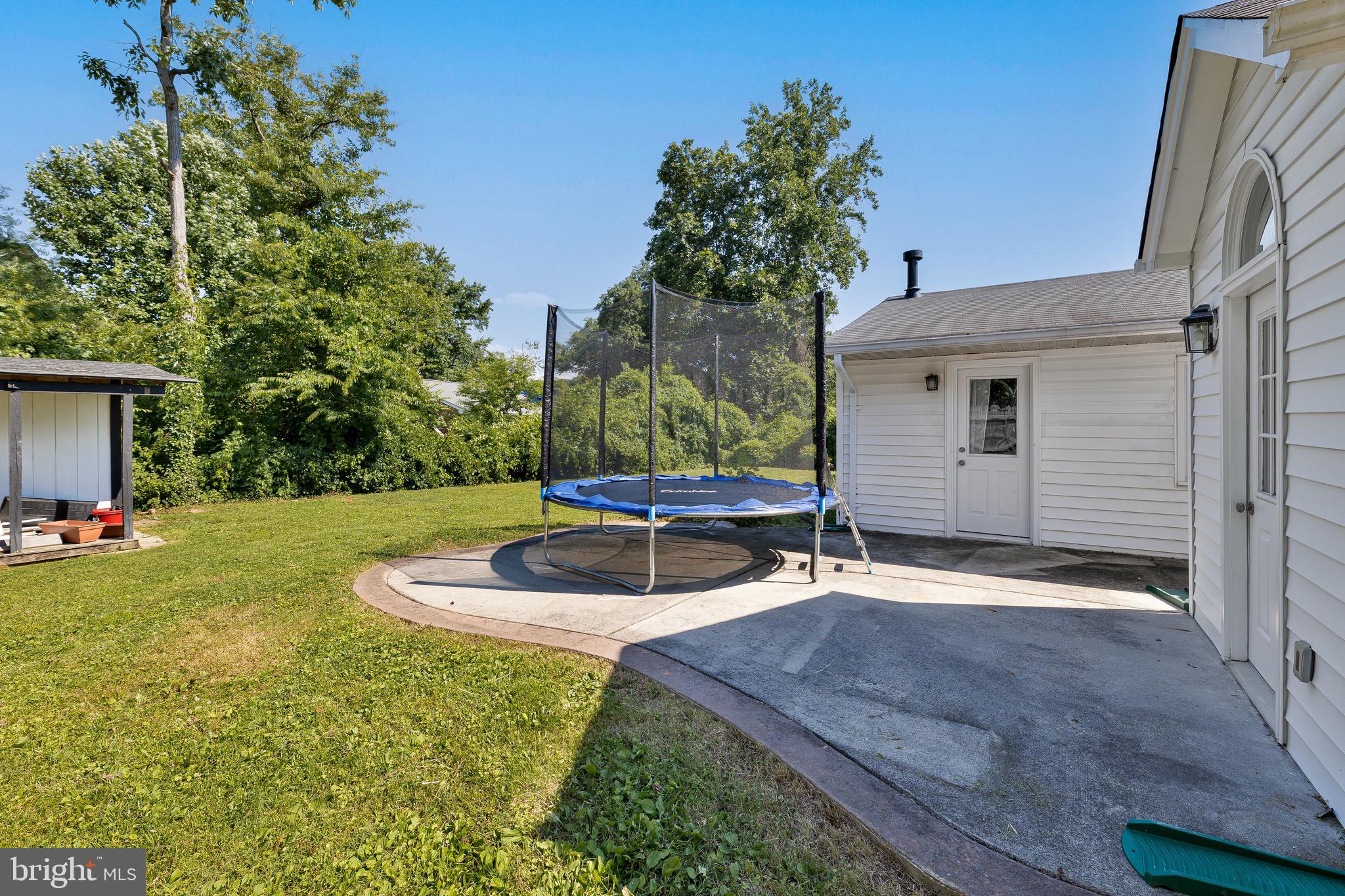 NORTH SPRINGFIELD - Residential