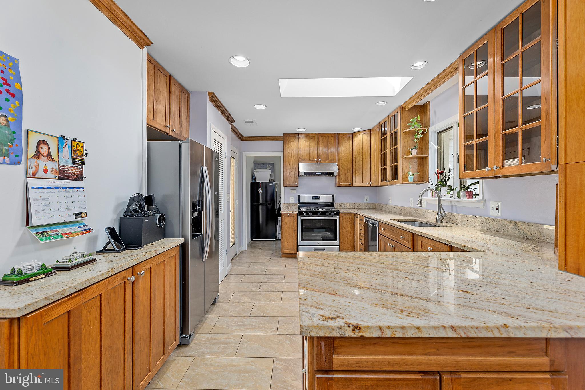 NORTH SPRINGFIELD - Residential