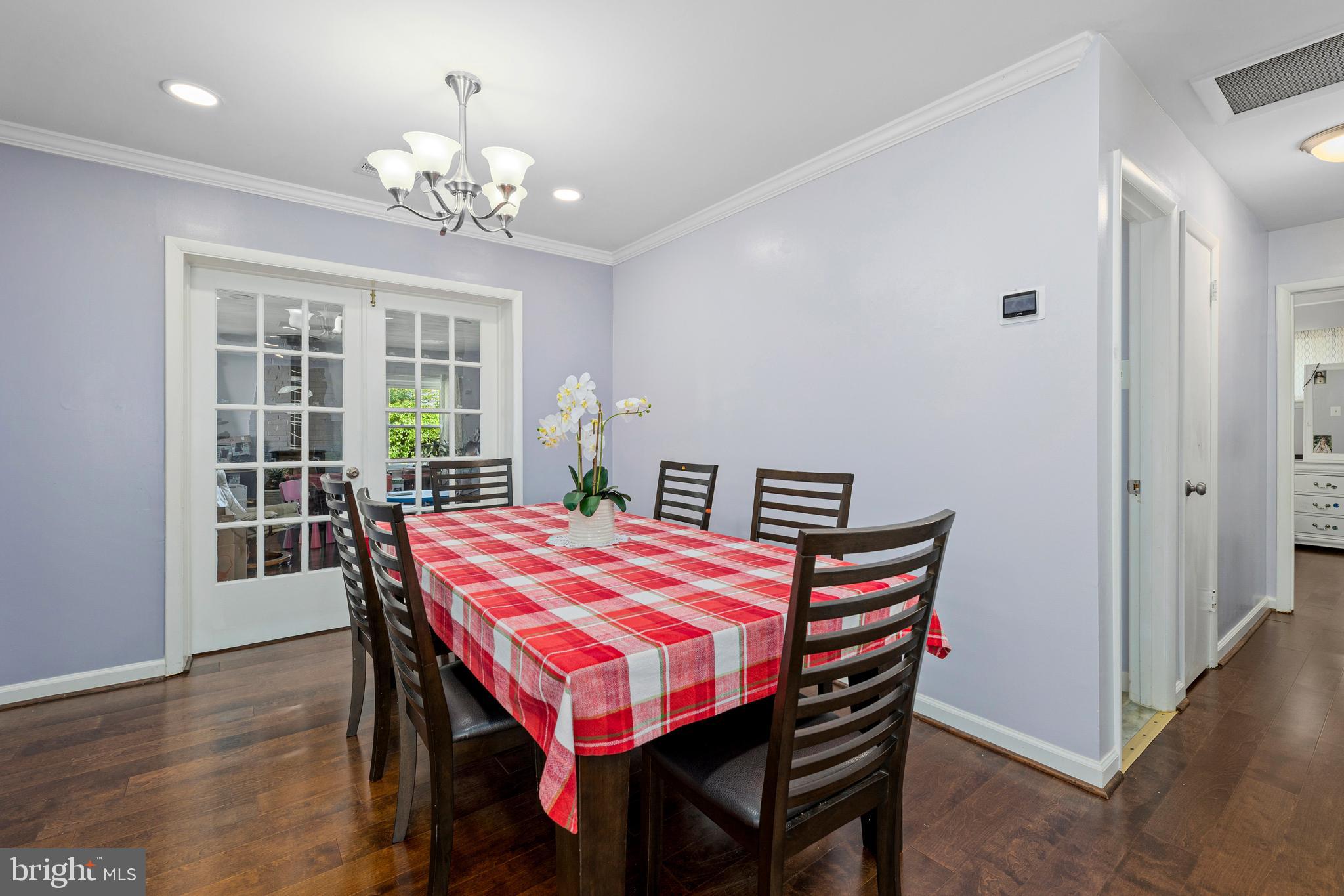 NORTH SPRINGFIELD - Residential