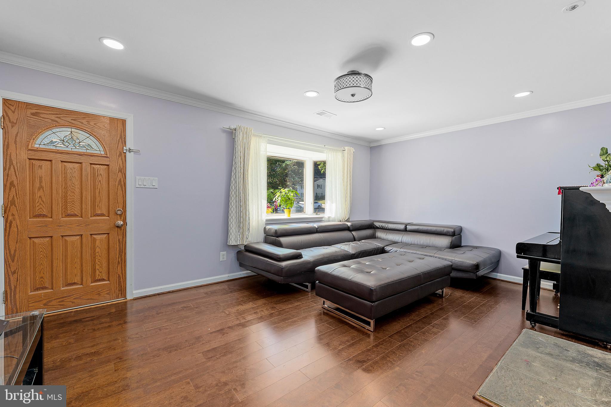 NORTH SPRINGFIELD - Residential