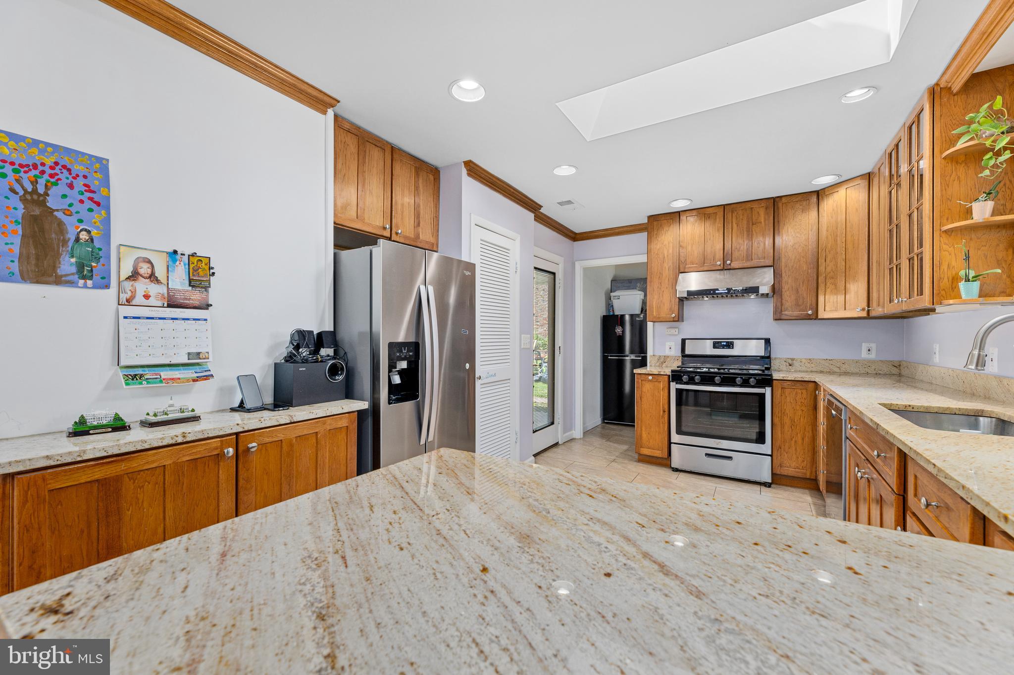 NORTH SPRINGFIELD - Residential