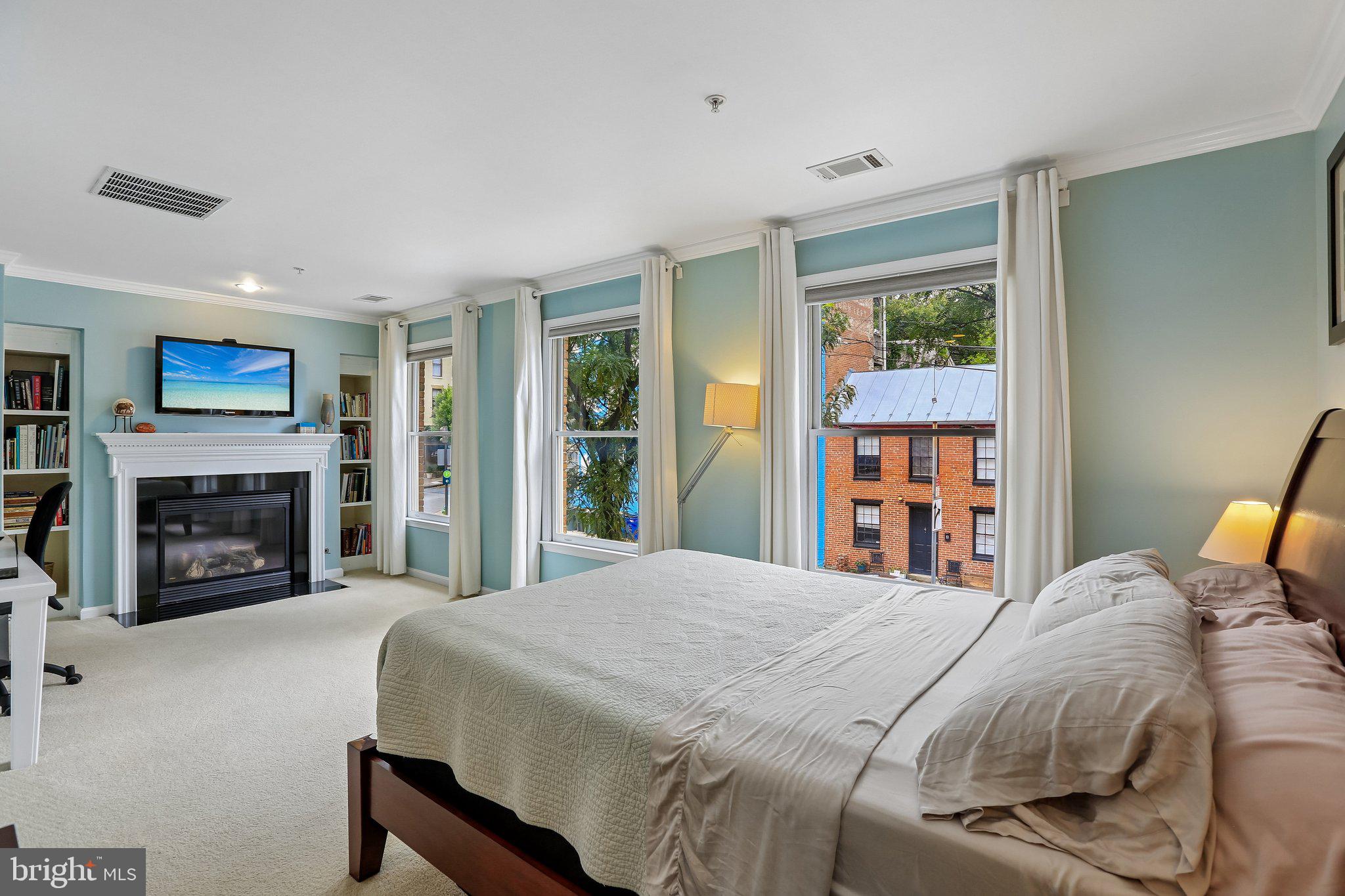 5 SOUTH STREET W 5