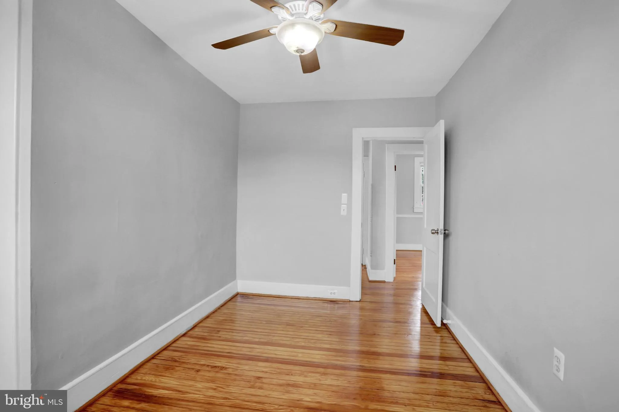 Halethorpe, Maryland 21227, United States, 4 Bedrooms Bedrooms, ,2 BathroomsBathrooms,Residential,Contingent,182745