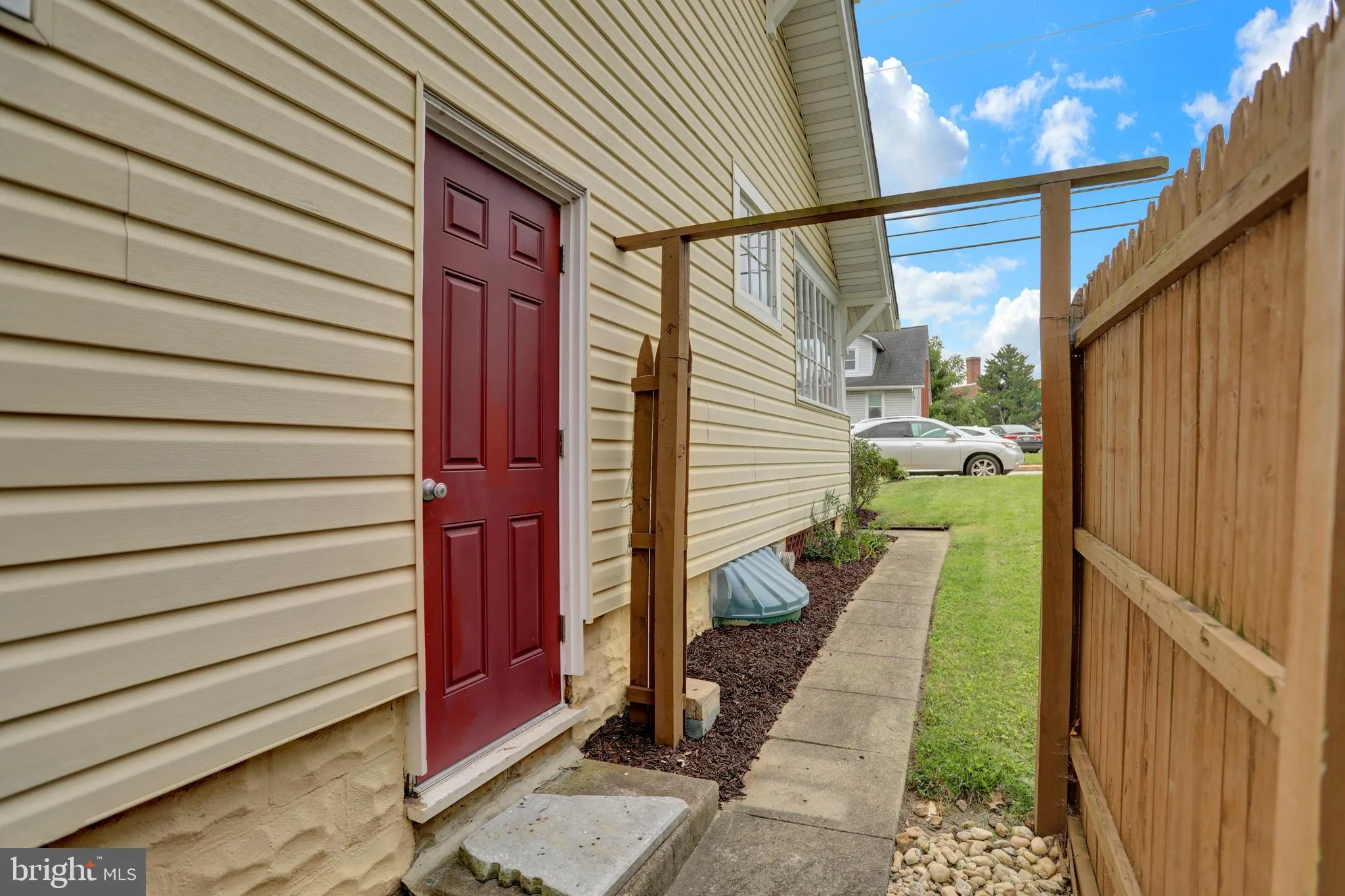 Halethorpe, Maryland 21227, United States, 4 Bedrooms Bedrooms, ,2 BathroomsBathrooms,Residential,Contingent,182745