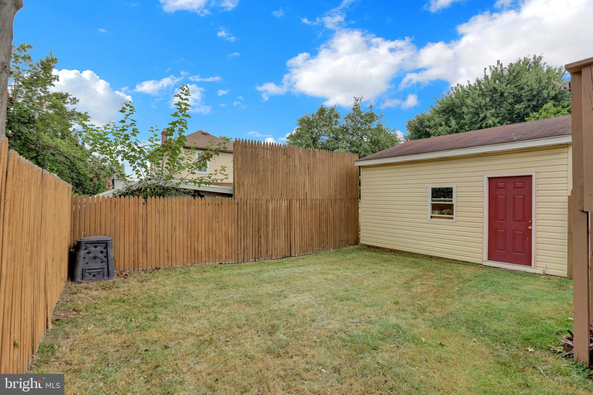 Halethorpe, Maryland 21227, United States, 4 Bedrooms Bedrooms, ,2 BathroomsBathrooms,Residential,Contingent,182745