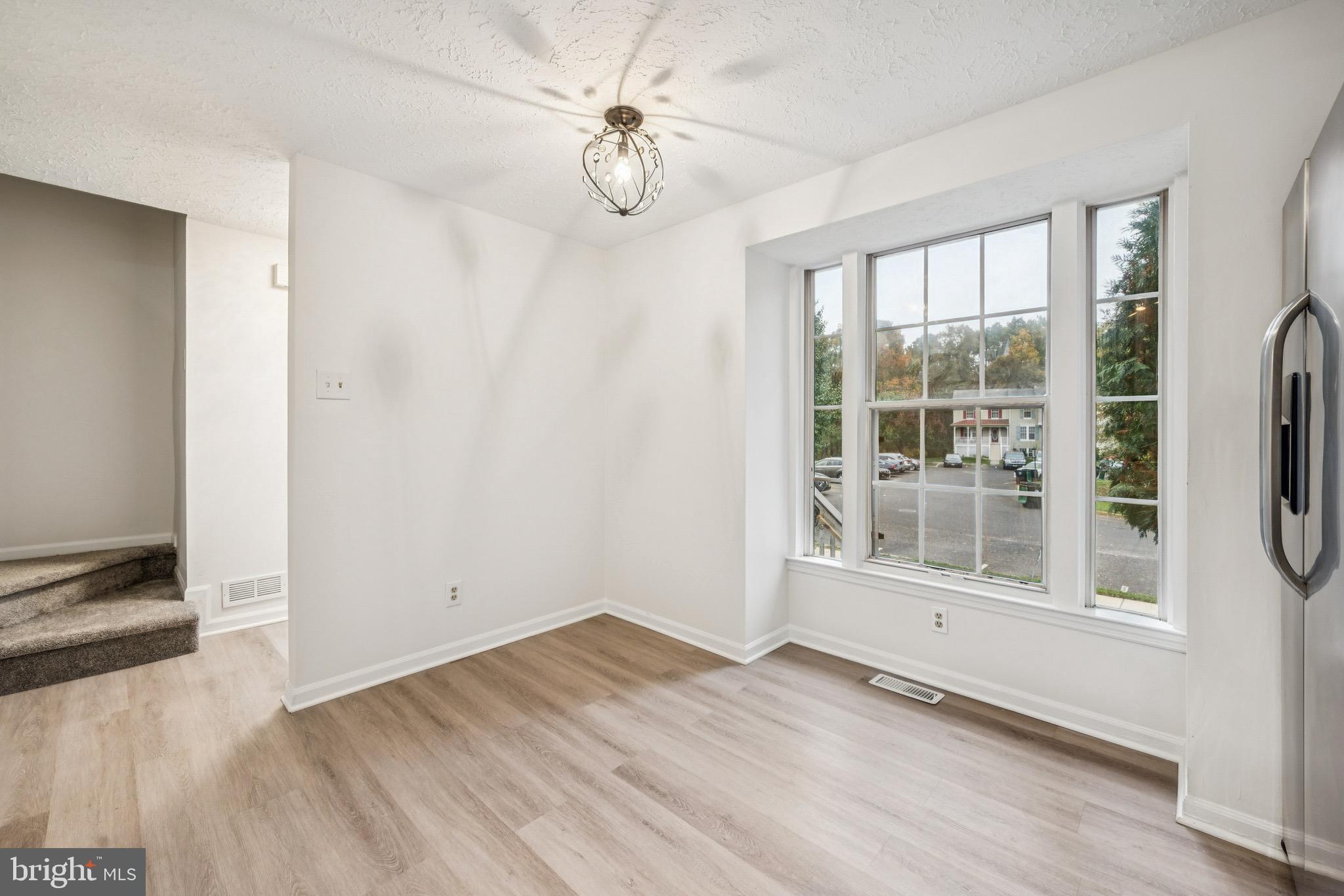 29 WAGON WHEEL DRIVE