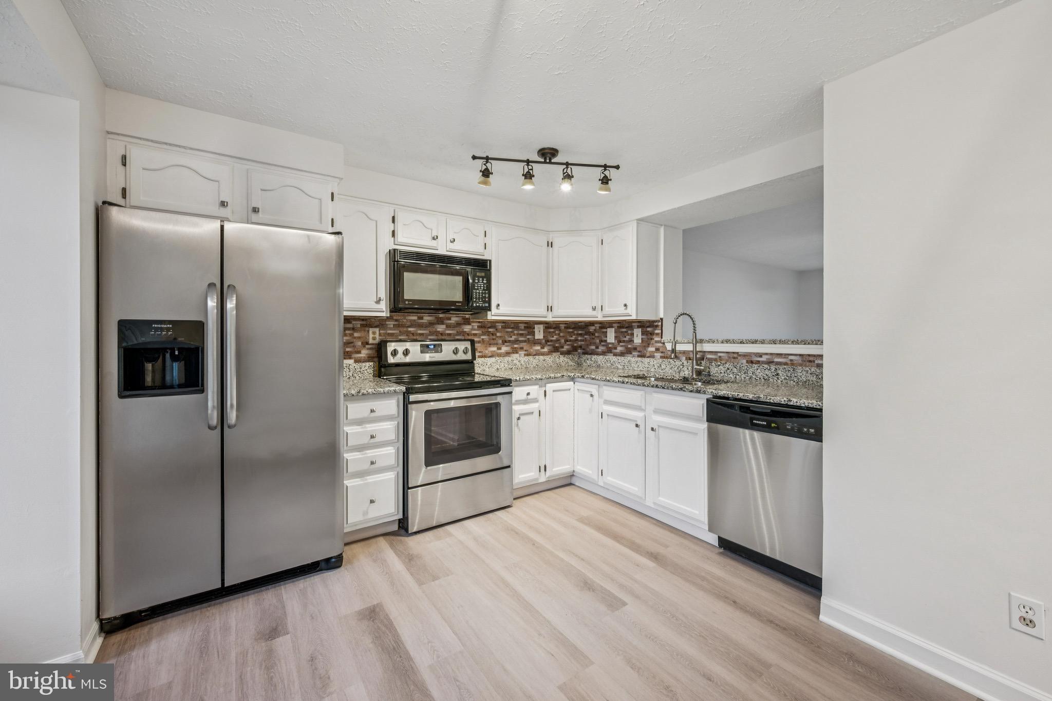 29 WAGON WHEEL DRIVE