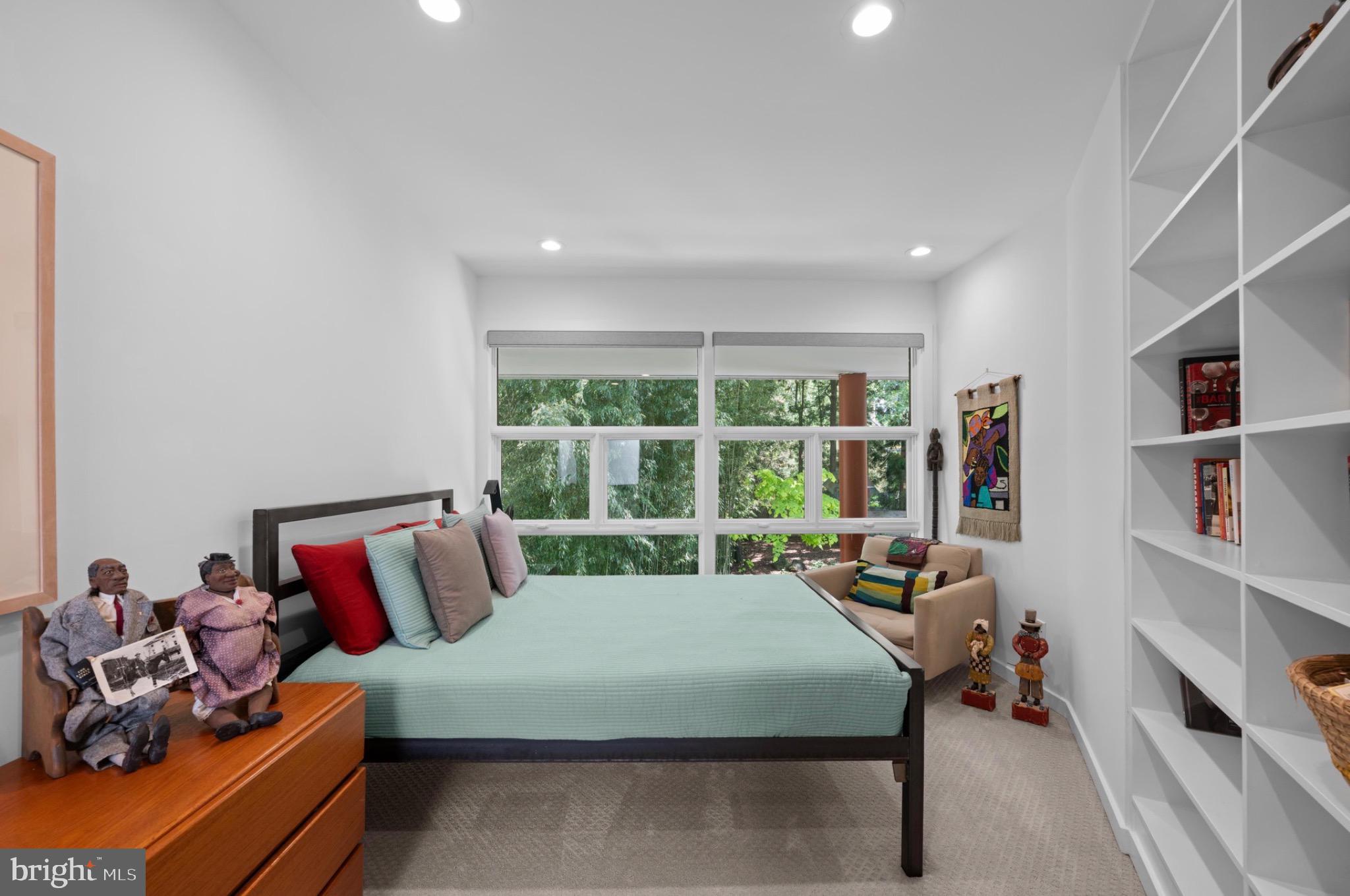 SOMERSET HEIGHTS - Residential