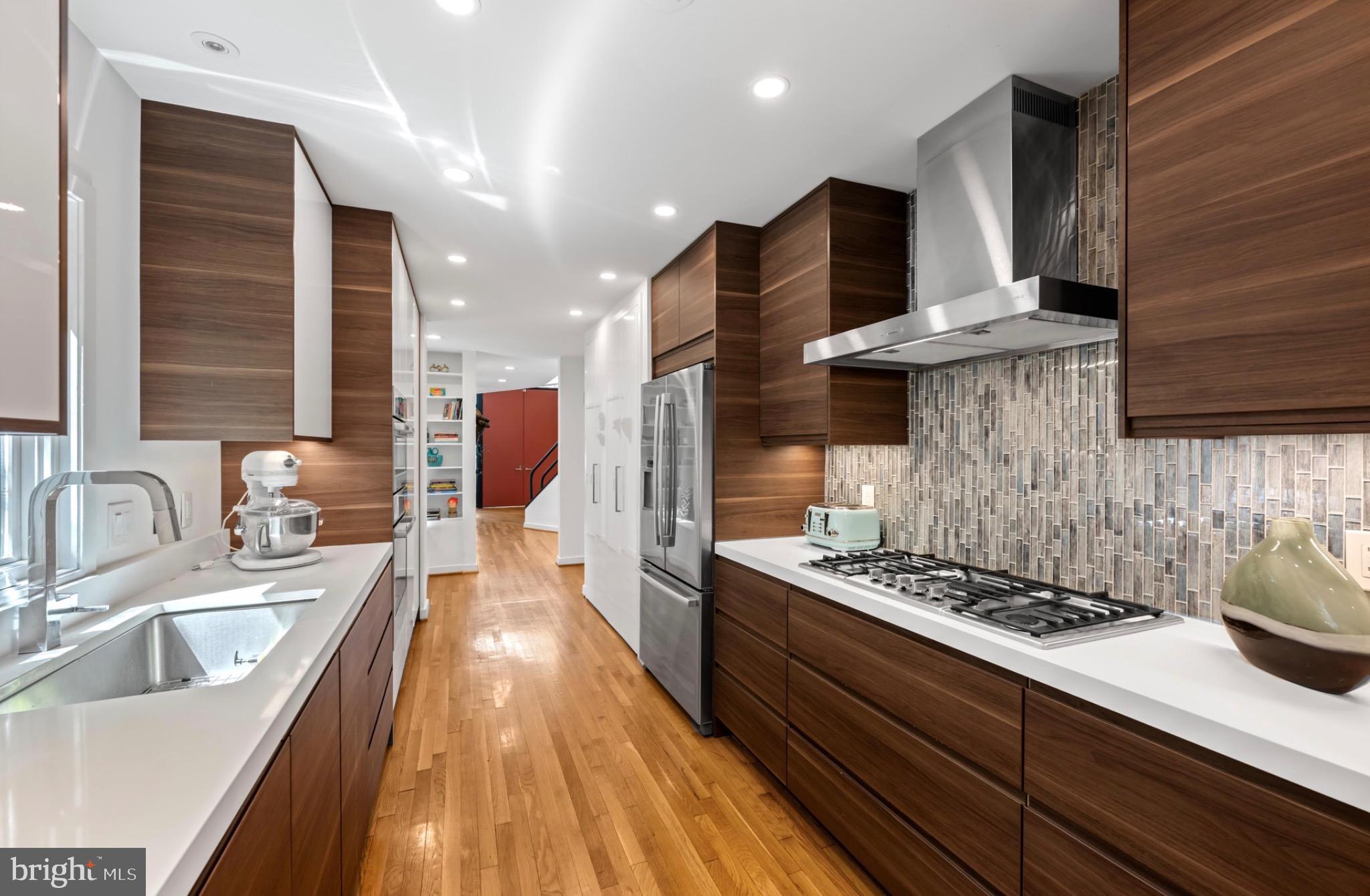 SOMERSET HEIGHTS - Residential