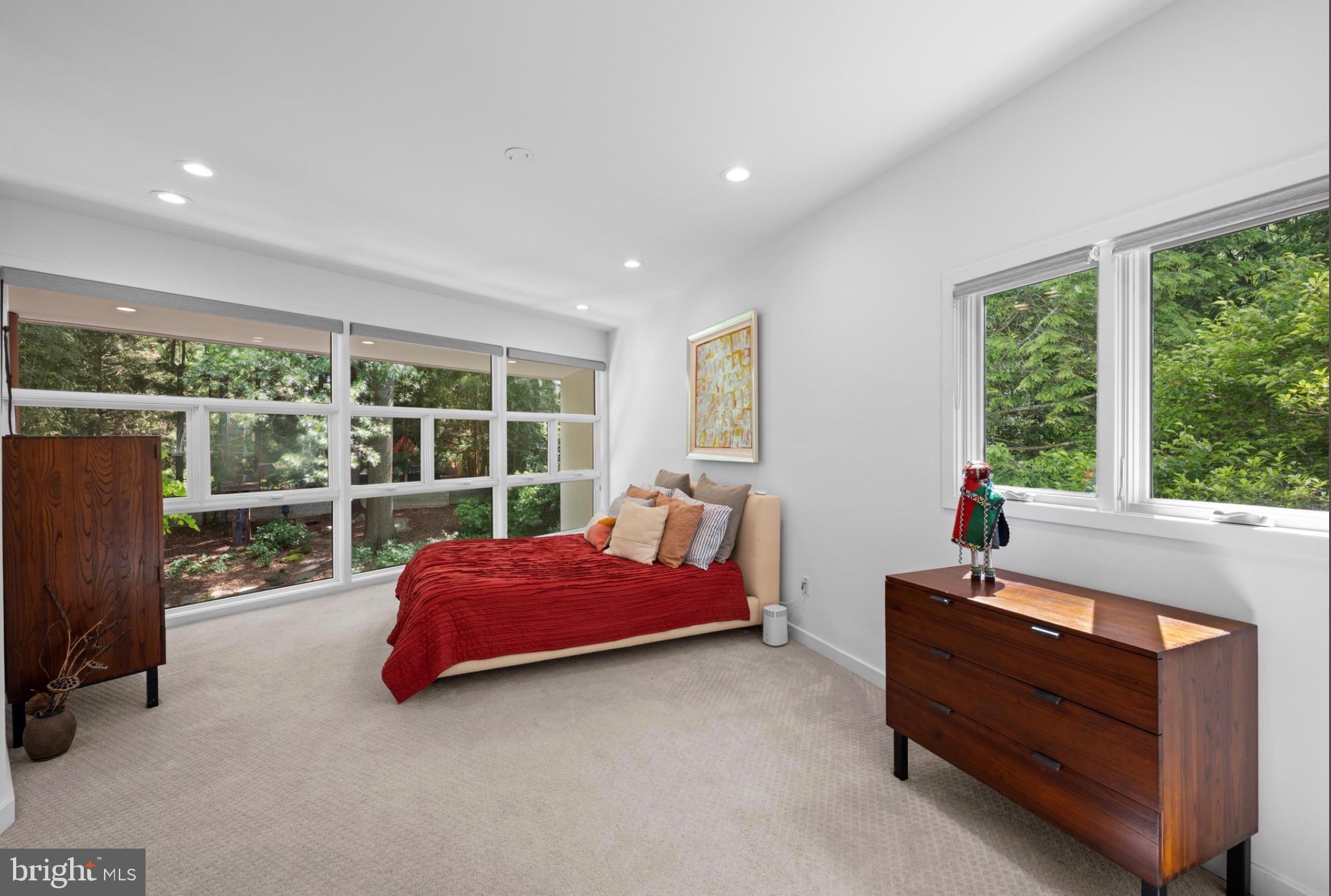 SOMERSET HEIGHTS - Residential