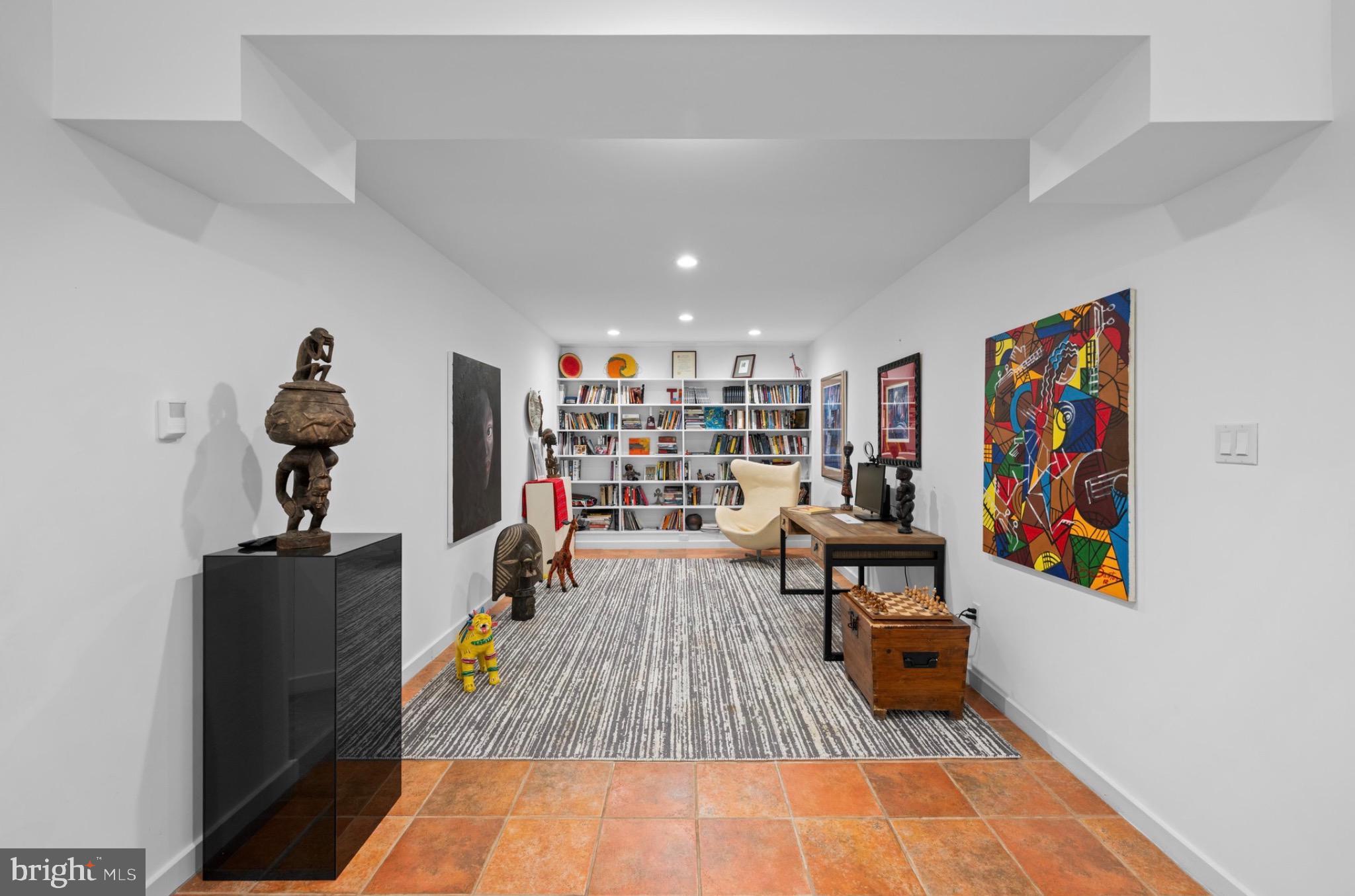 SOMERSET HEIGHTS - Residential