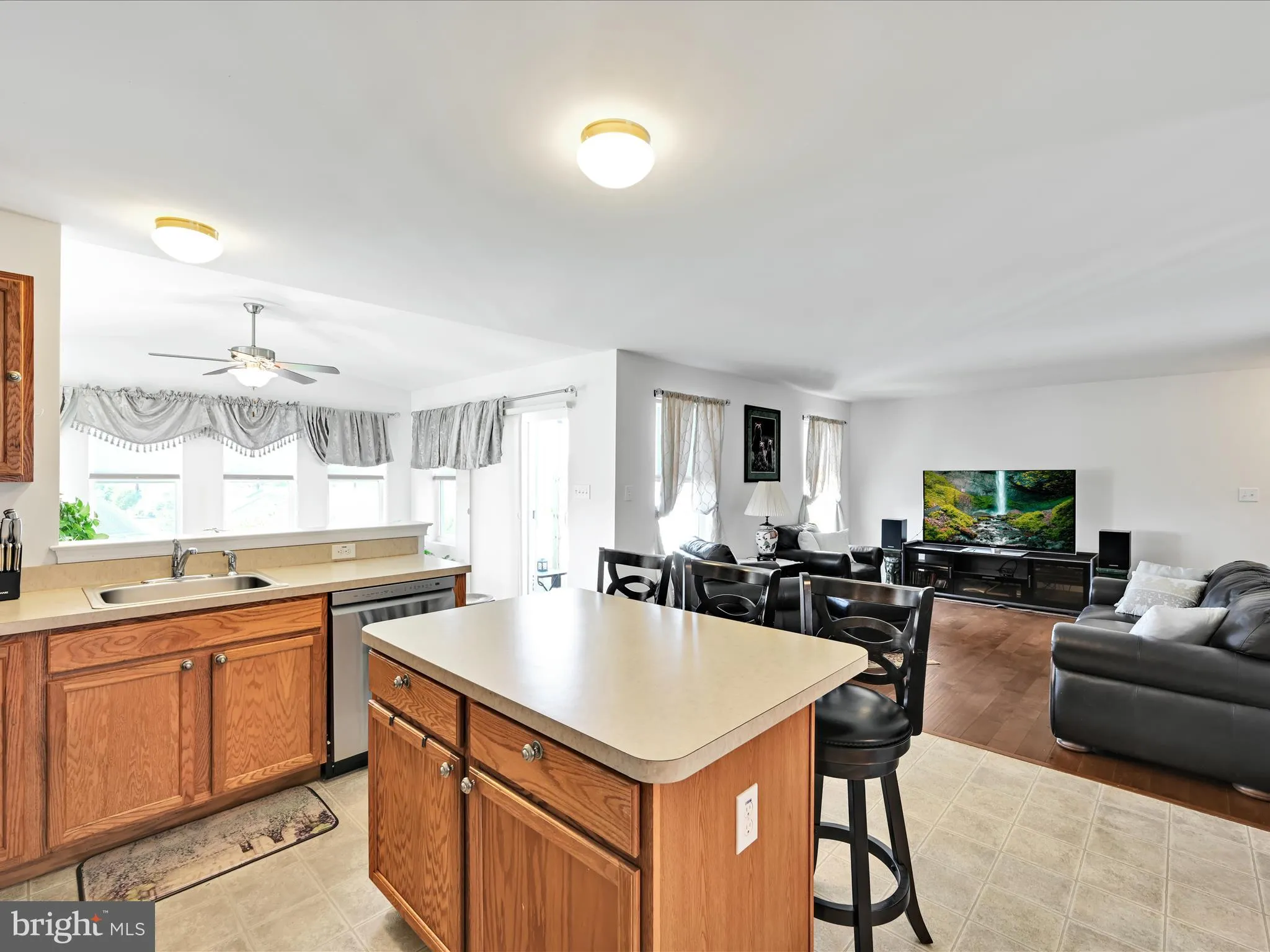 Manheim, Pennsylvania 17545, United States, 3 Bedrooms Bedrooms, ,3 BathroomsBathrooms,Residential,Coming Soon,218566