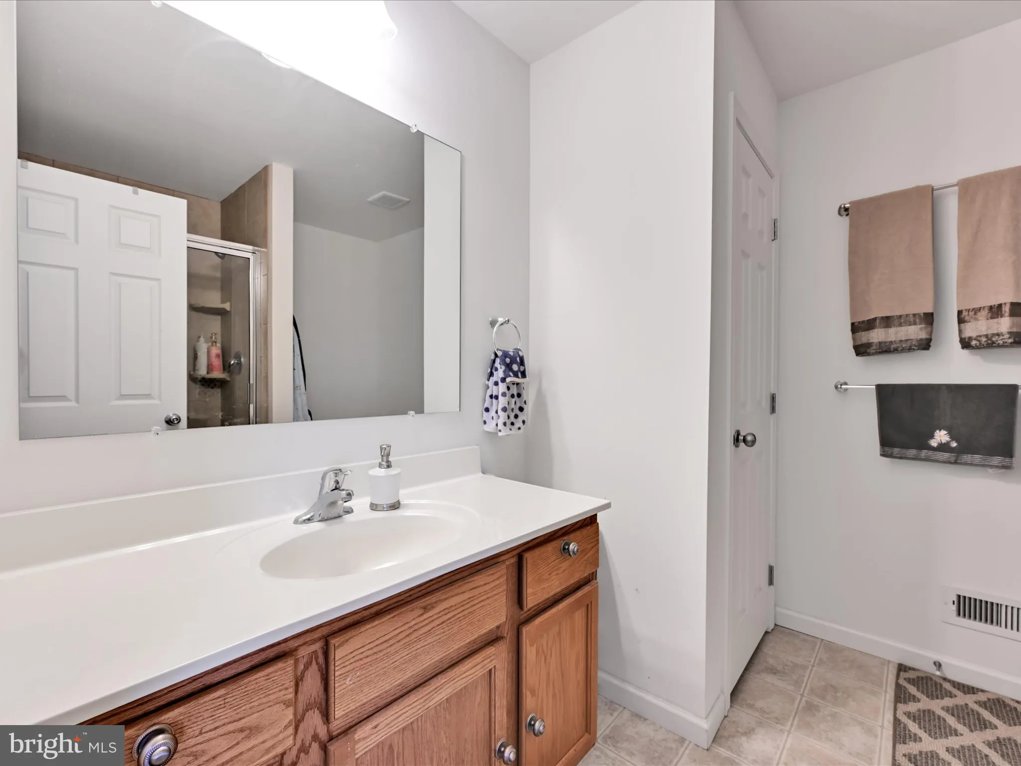 Manheim, Pennsylvania 17545, United States, 3 Bedrooms Bedrooms, ,3 BathroomsBathrooms,Residential,Coming Soon,218566