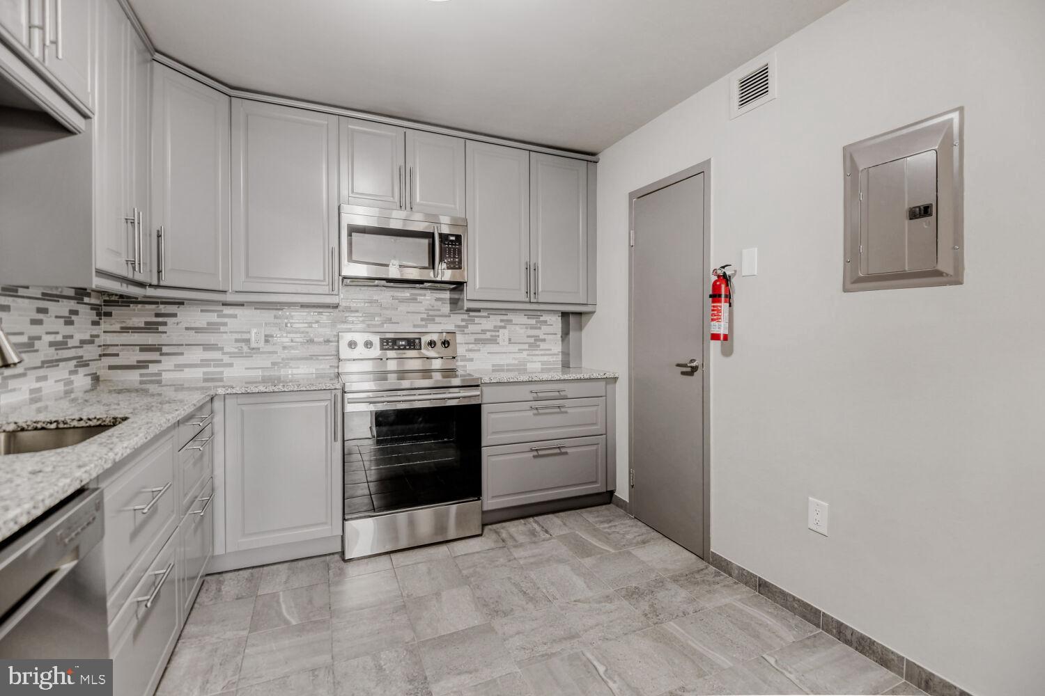 TOWSON - Residential