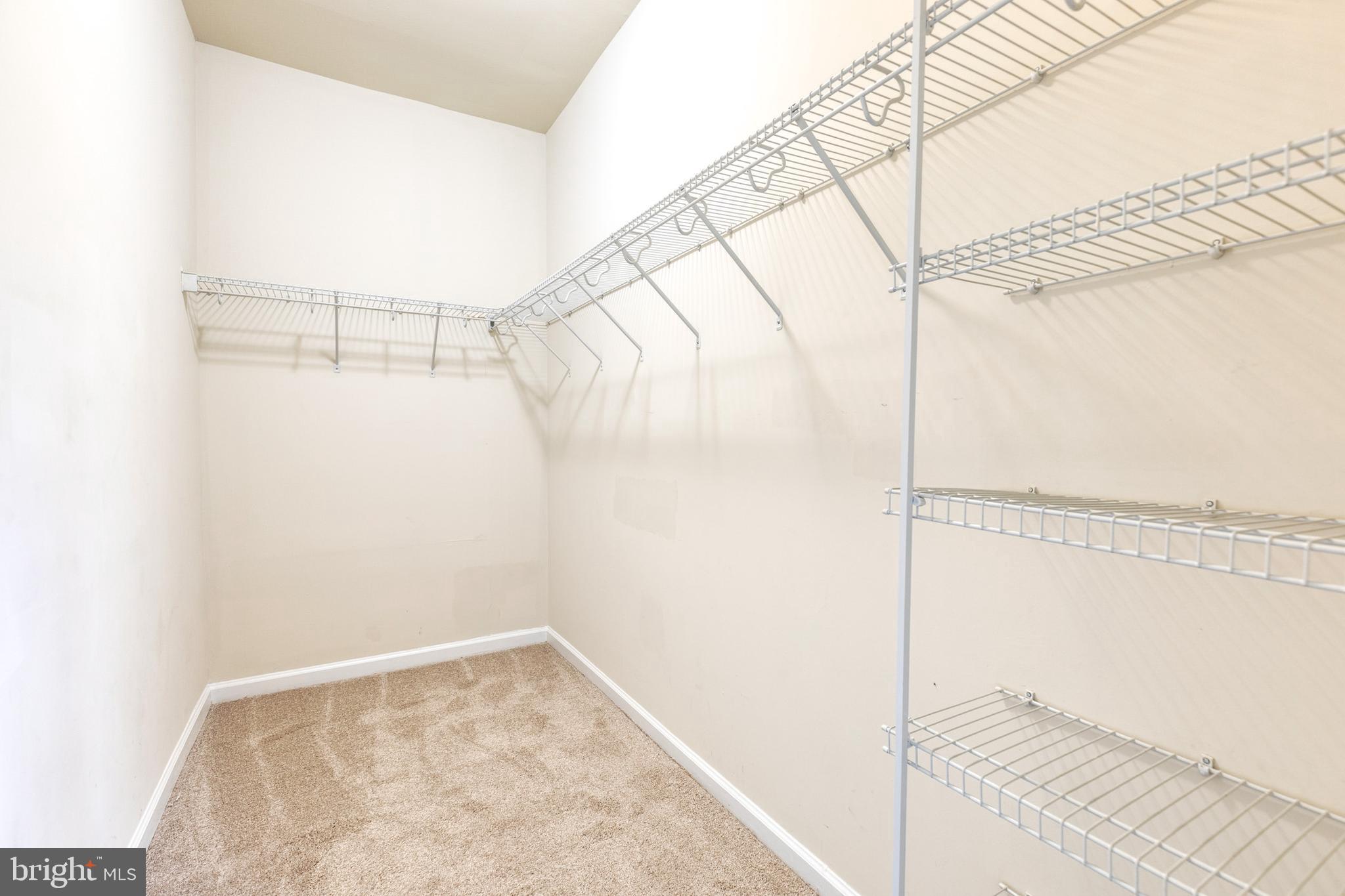 GATEWAY COMMONS - Residential Lease