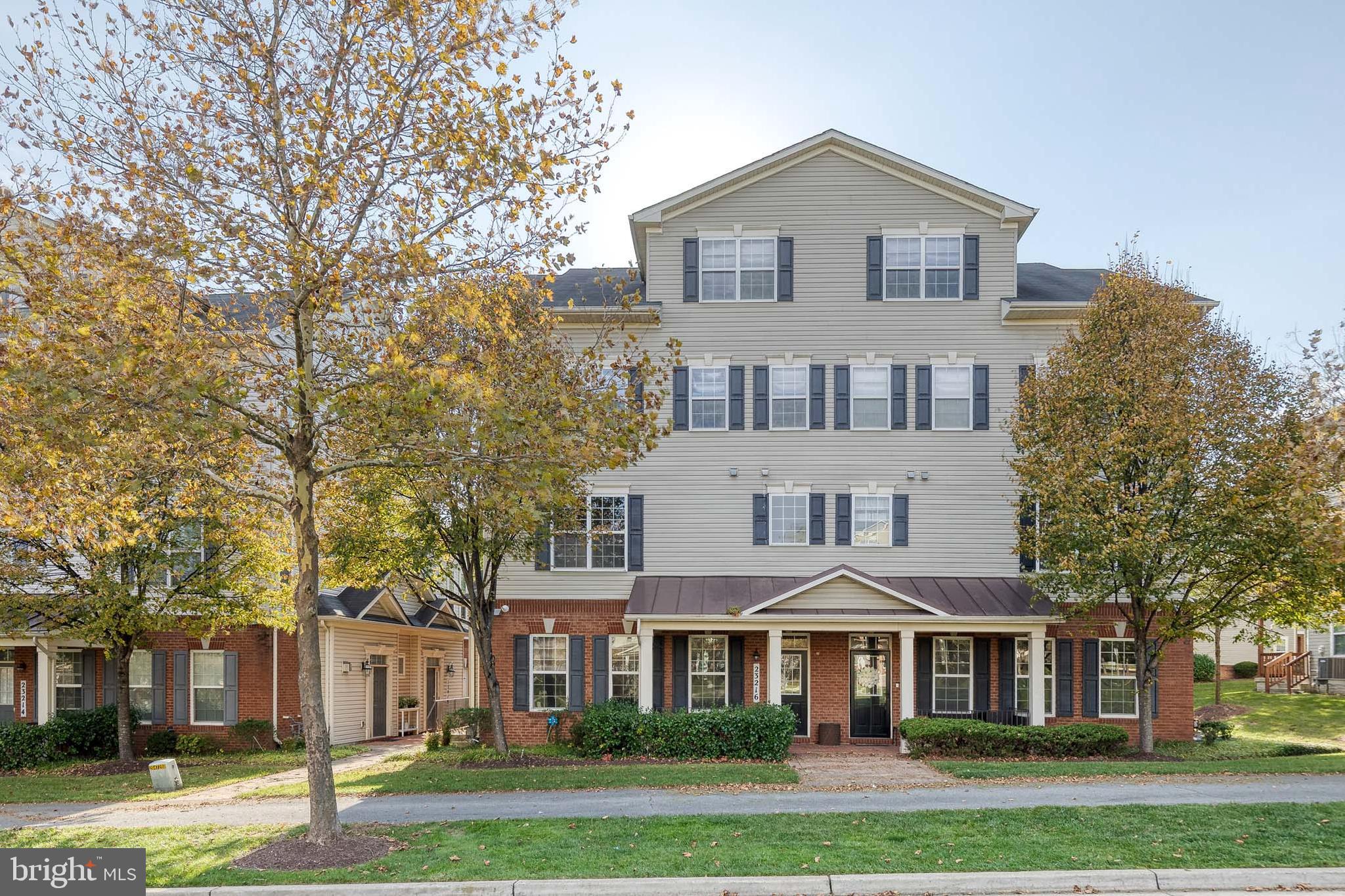 GATEWAY COMMONS - Residential Lease