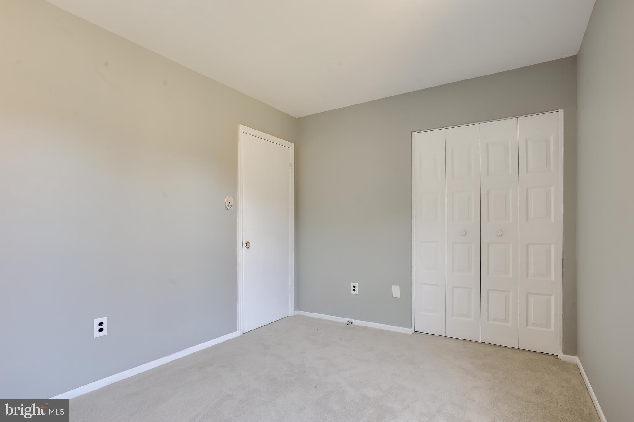 TOWNES OF GLOUCESTER - Residential Lease