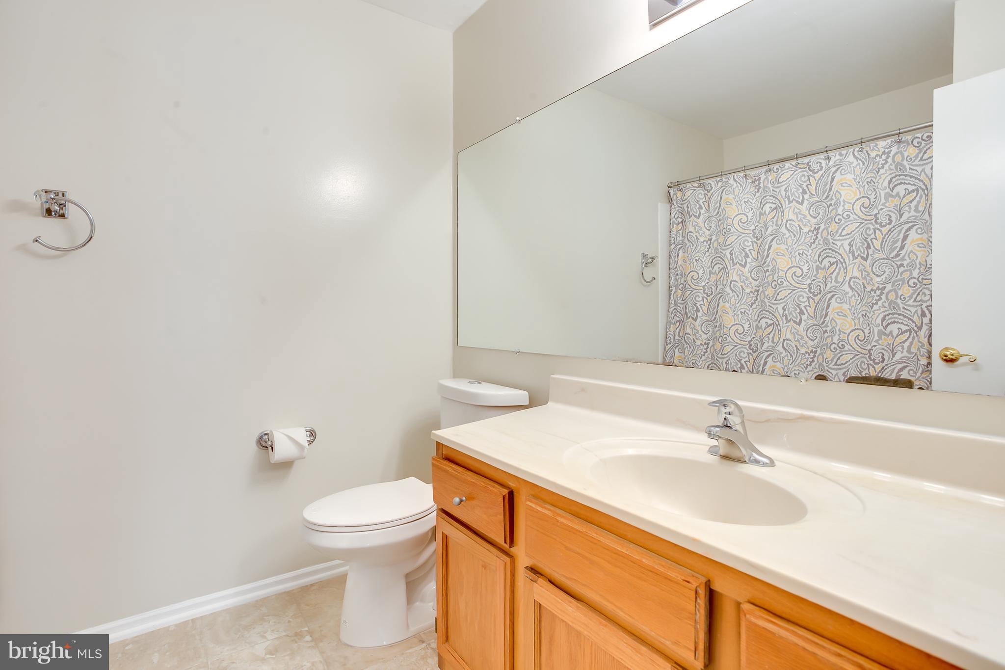 TOWNES OF GLOUCESTER - Residential Lease