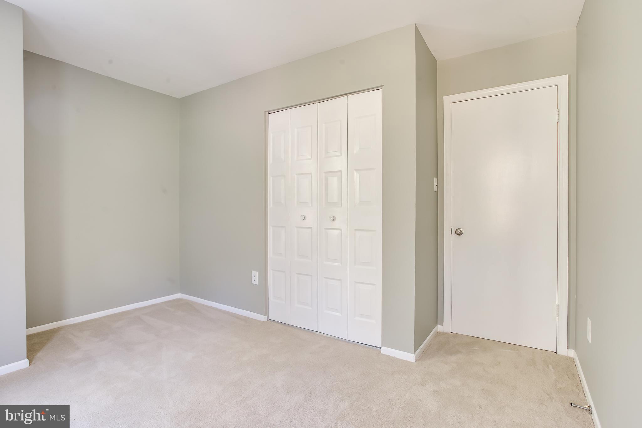 TOWNES OF GLOUCESTER - Residential Lease