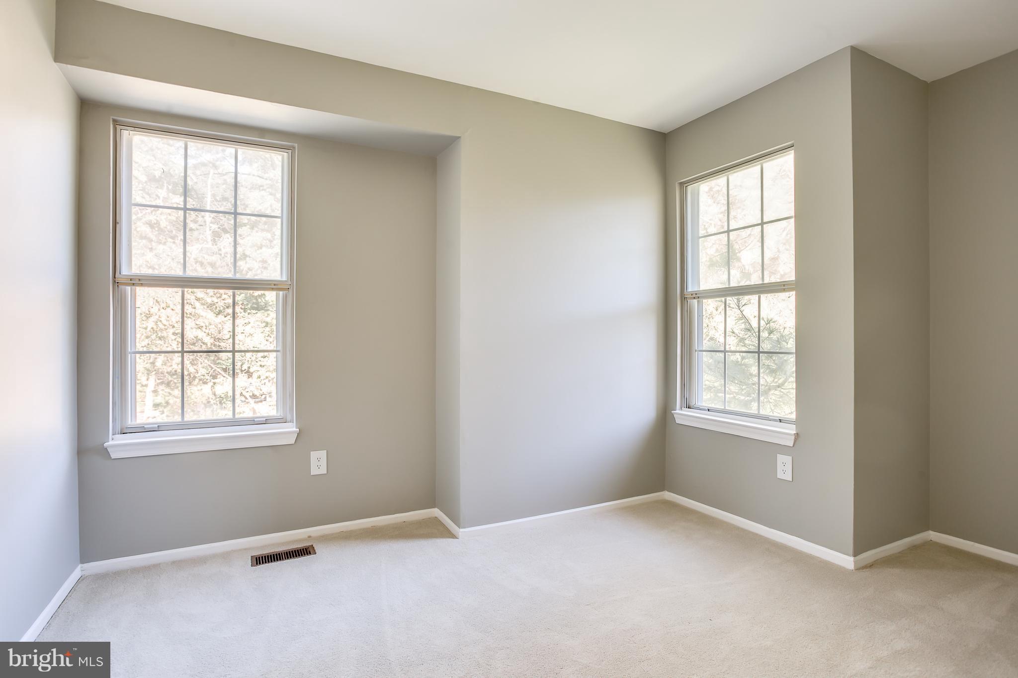TOWNES OF GLOUCESTER - Residential Lease