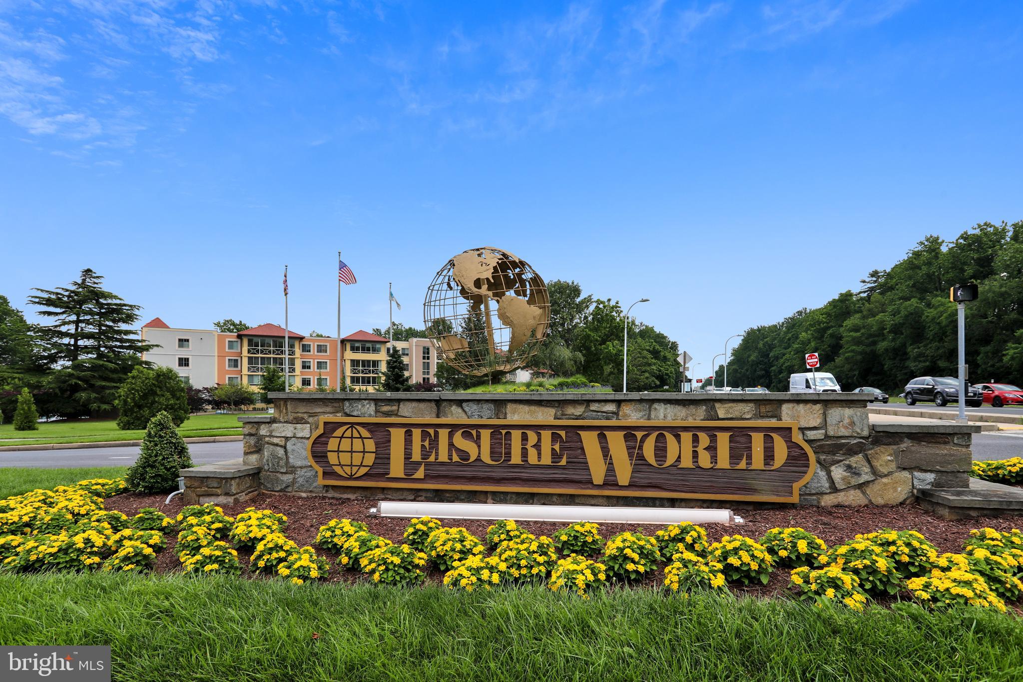 GREENS AT LEISURE WORLD - Residential