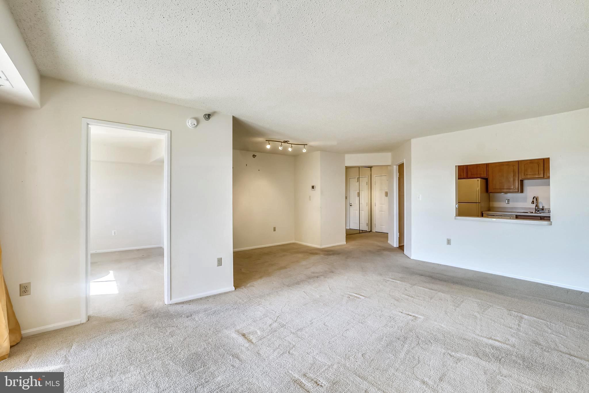 GREENS AT LEISURE WORLD - Residential